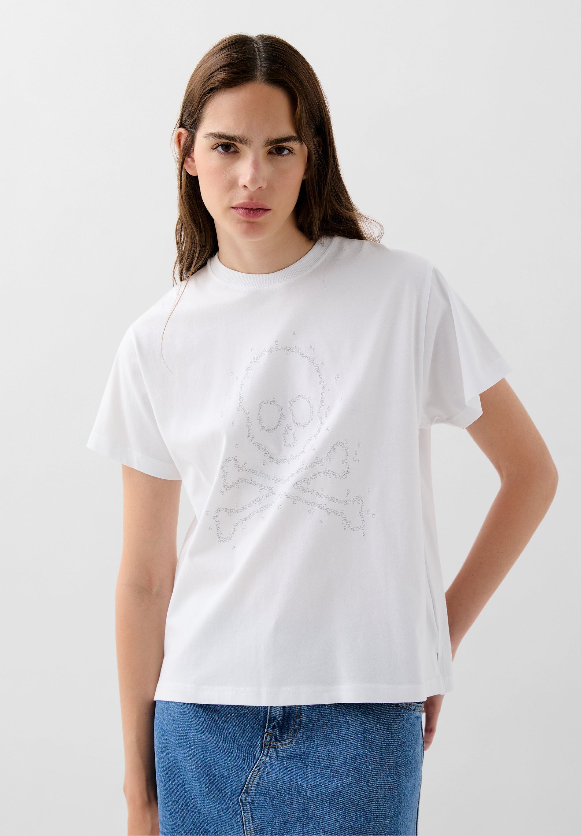 T-SHIRT WITH SKULL LETTERS