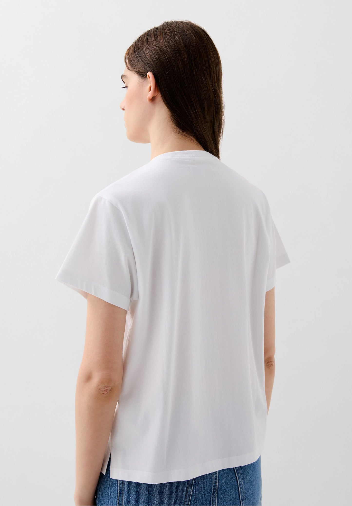 T-SHIRT WITH SKULL LETTERS