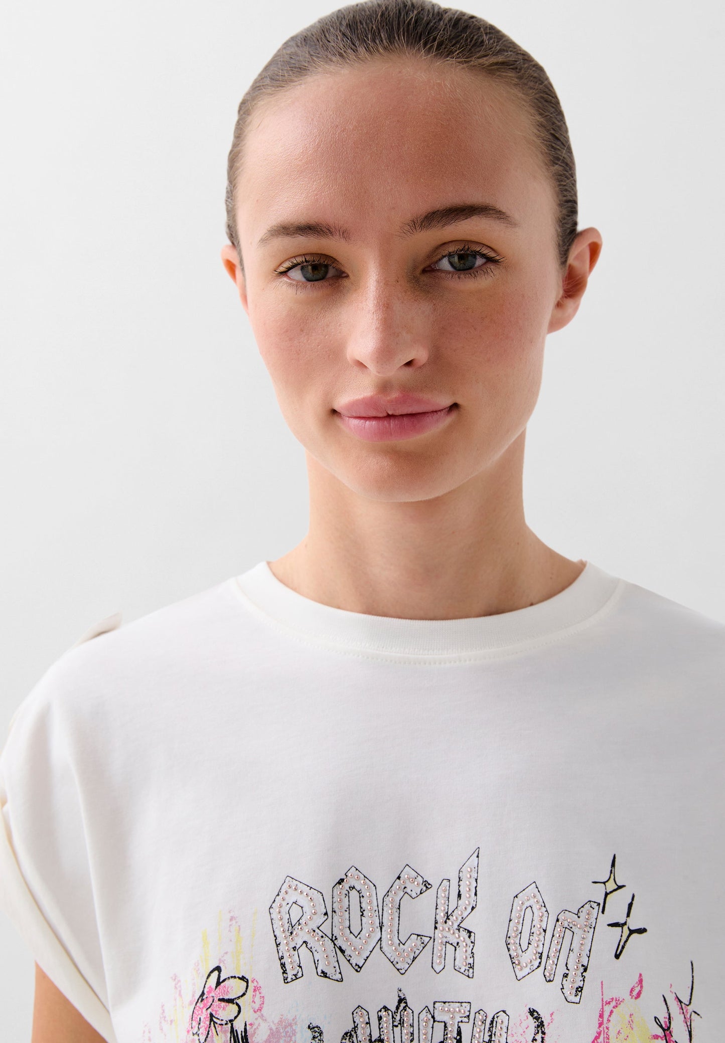 T-SHIRT WITH FRONT ROCK PRINT
