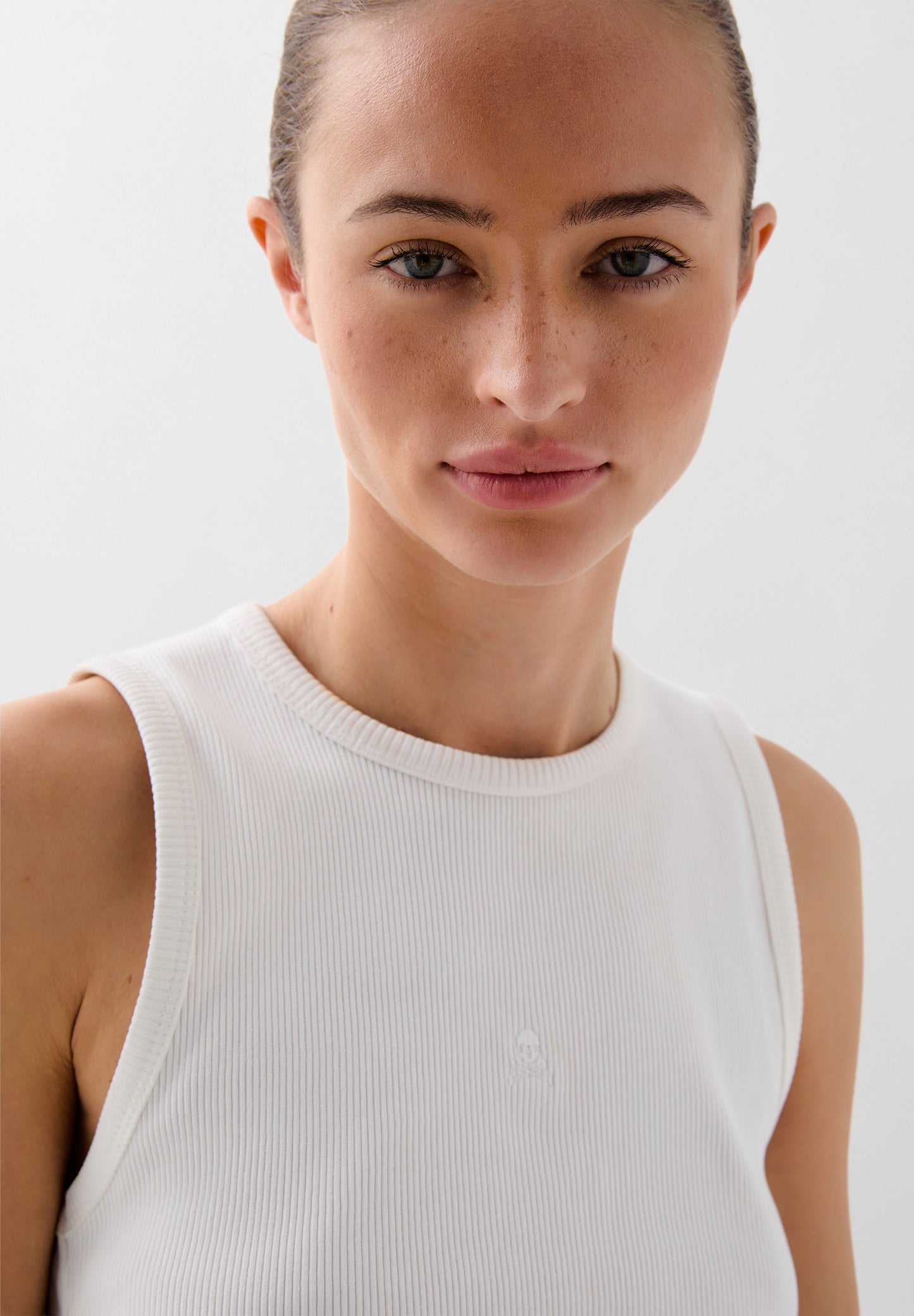 TANK TOP WITH SIDE GATHERING