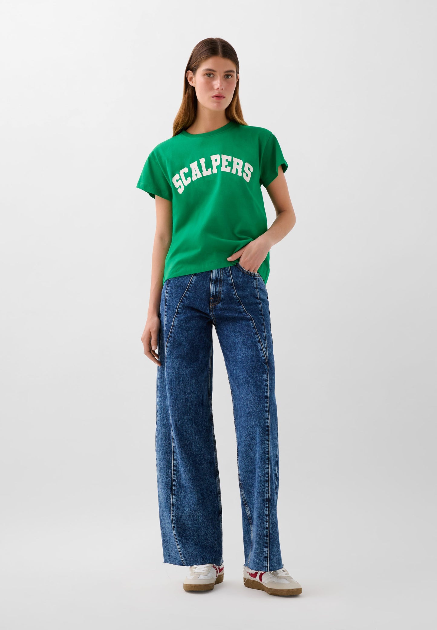 T-SHIRT WITH FRONT LOGO PRINT