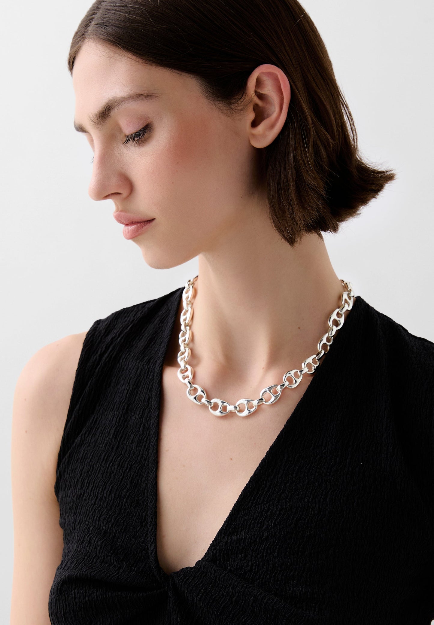 TOP WITH KNOT DETAIL