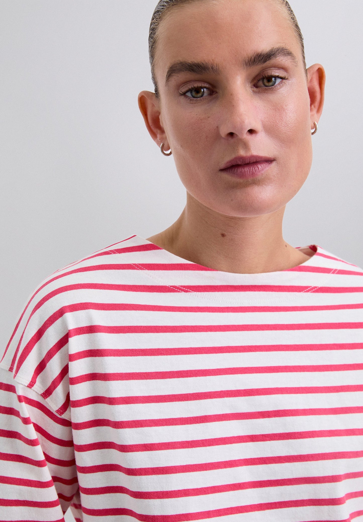 SCSTRIPES LABEL LS TEE