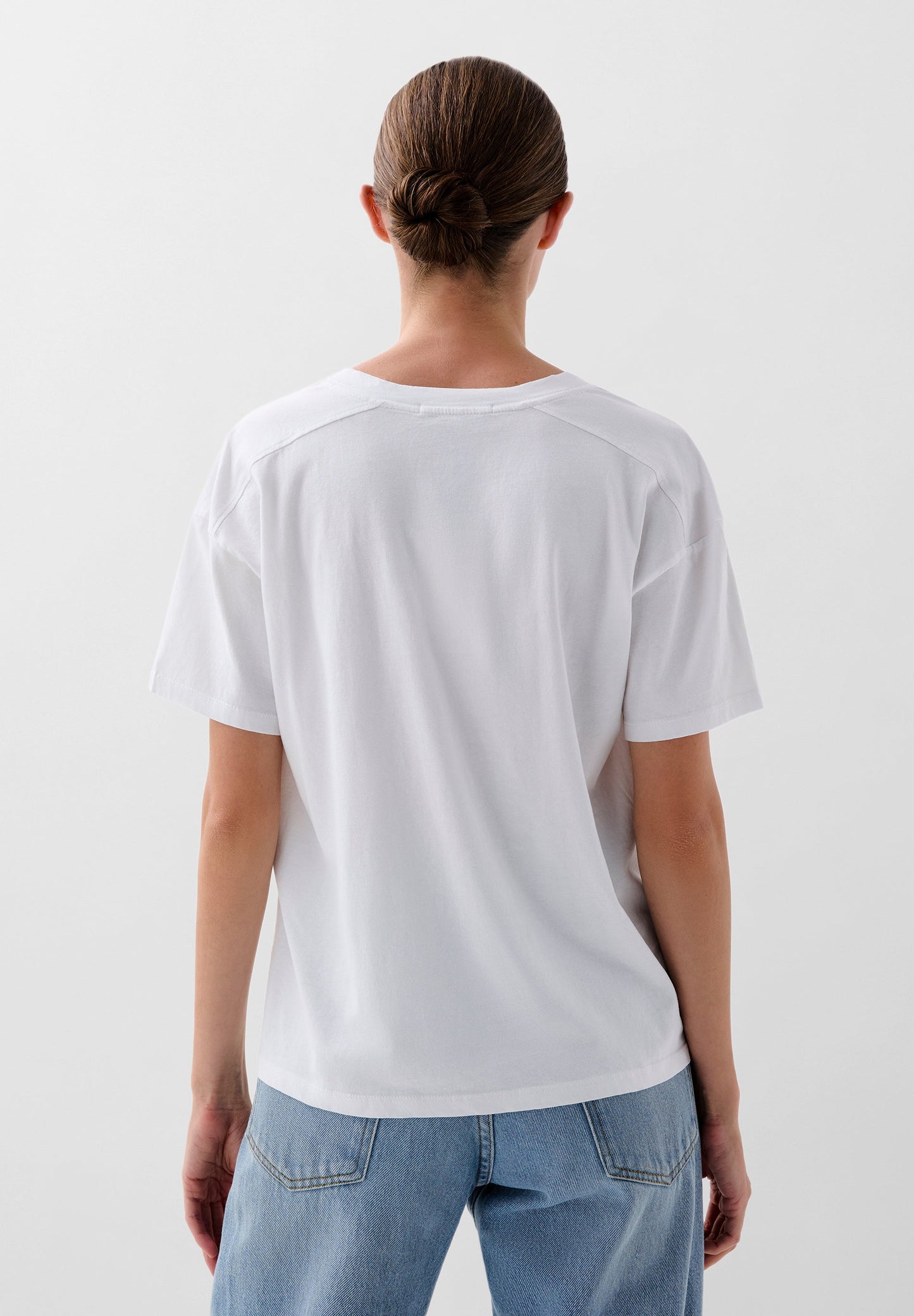 T-SHIRT BASIQUE COL V