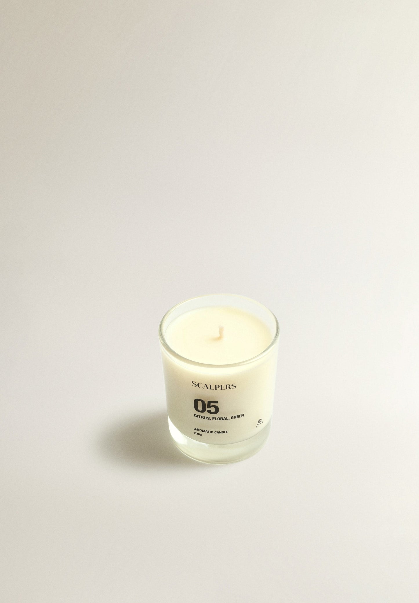 VELA AROMÁTICA 05 220GR CITRUS, FLORAL, GREEN - Scalpers