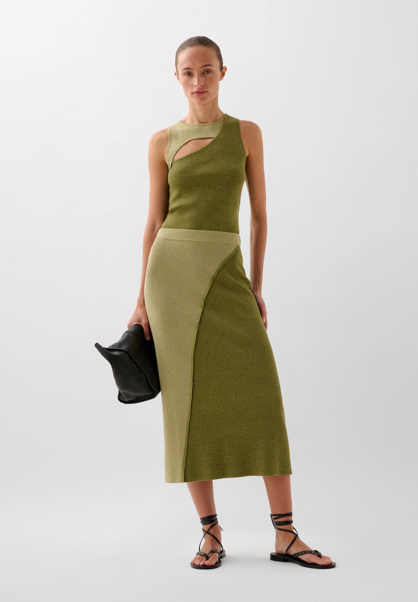 CONTRAST ASYMMETRIC TOP
