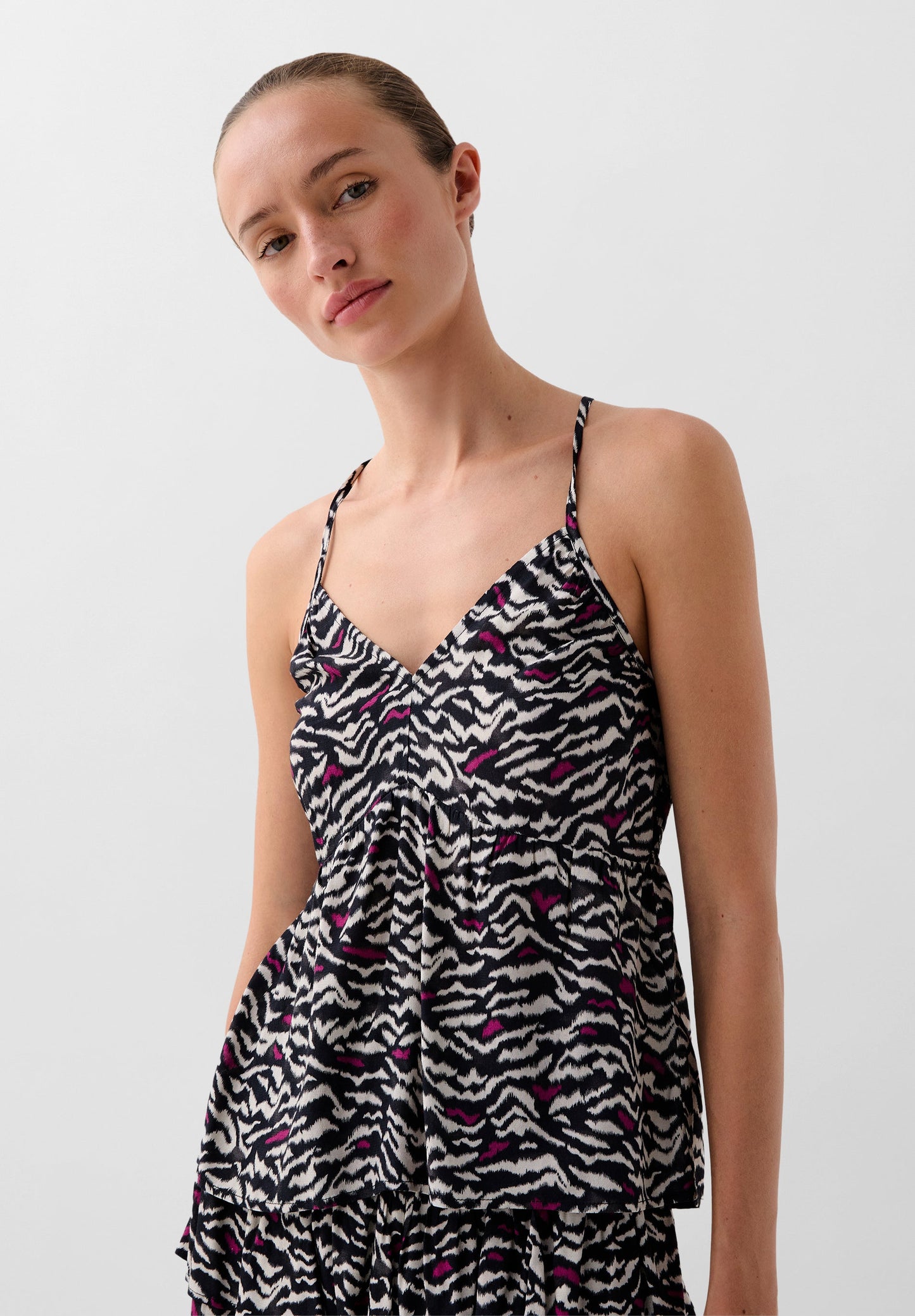 ANIMAL PRINT GATHERED TOP