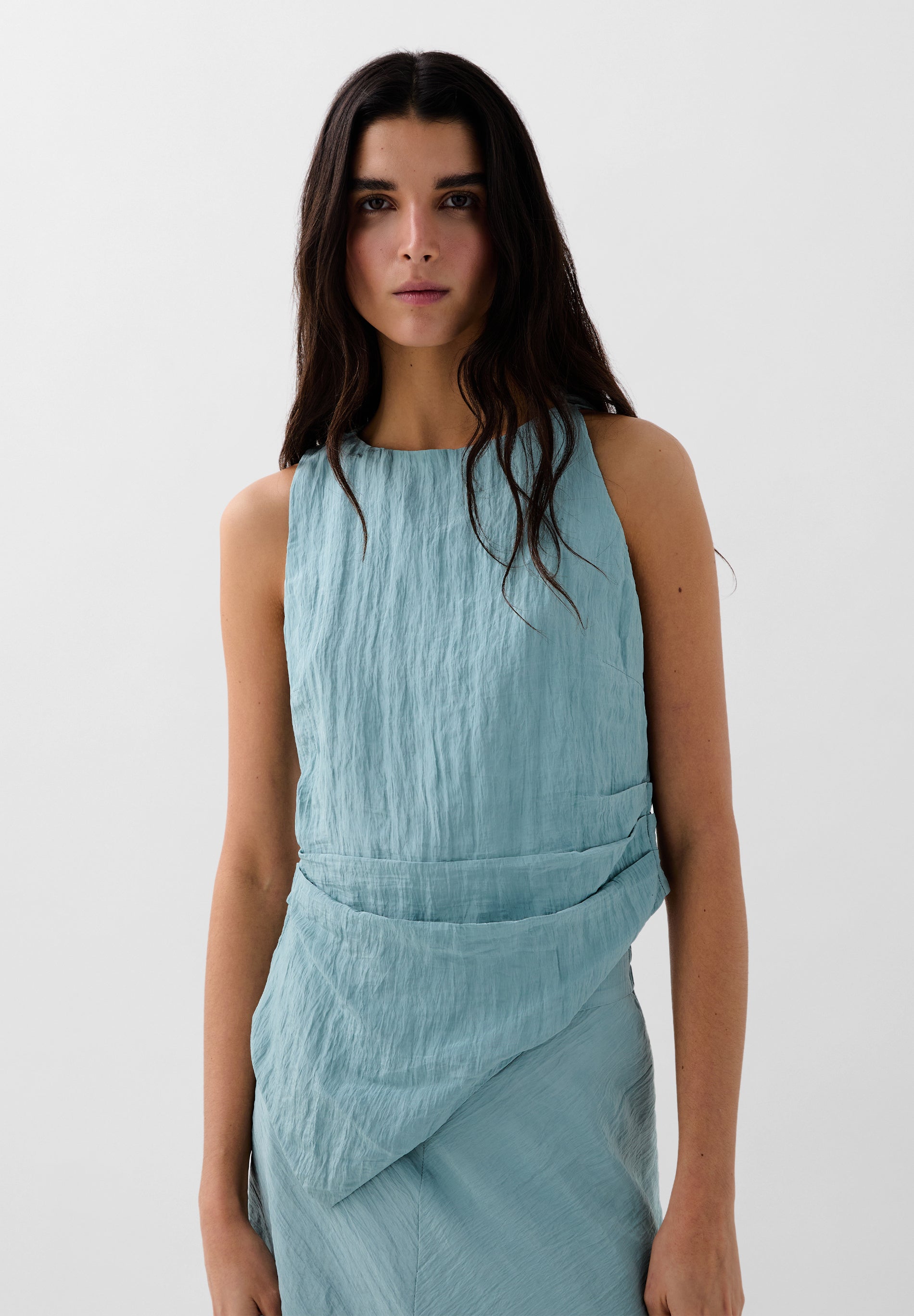 ASYMMETRIC PLEATED TOP