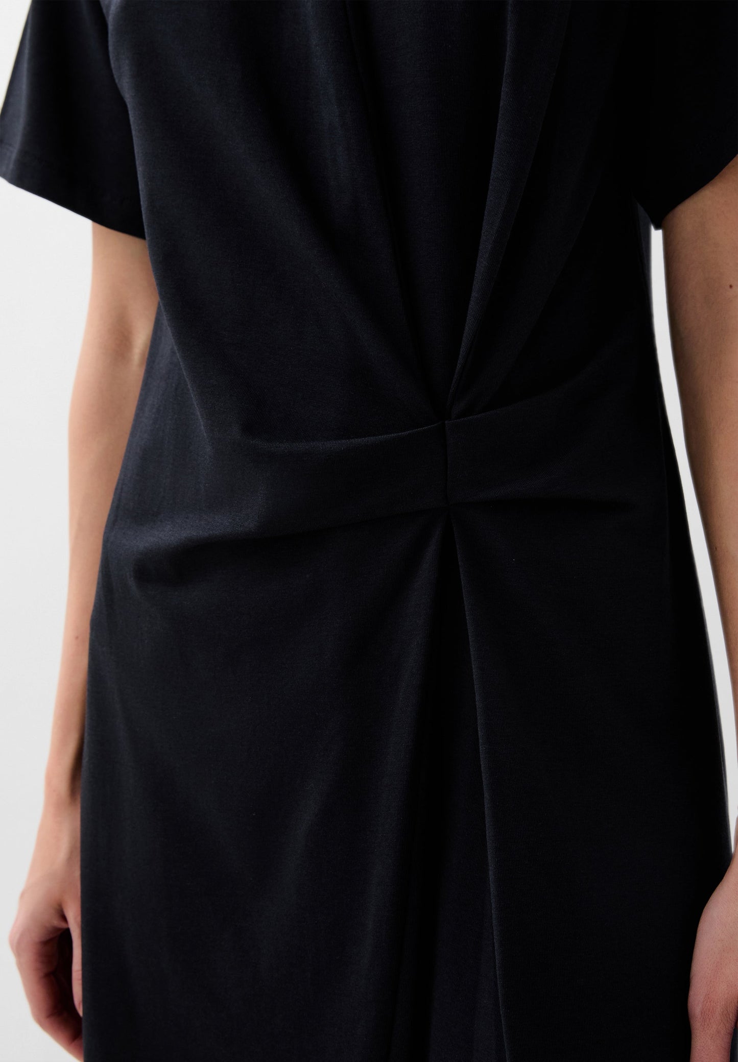 MINI DRESS WITH KNOT DETAIL