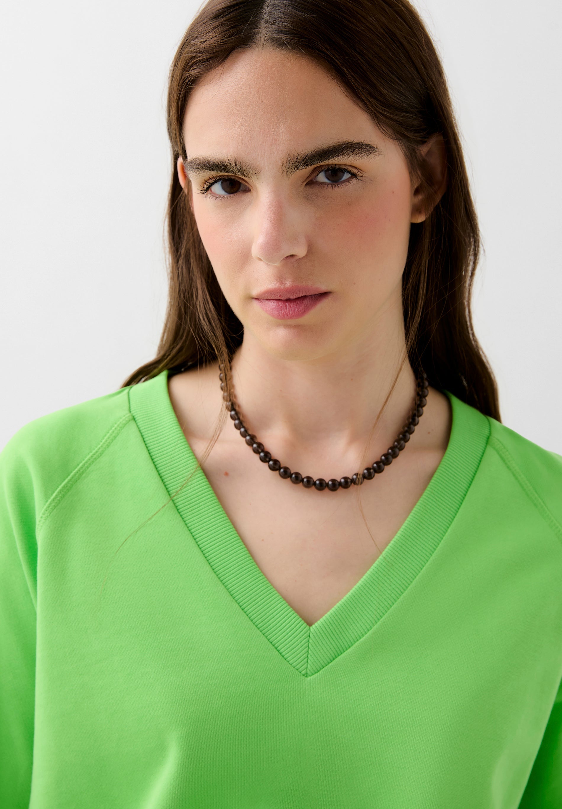 SWEAT BASIQUE COL V