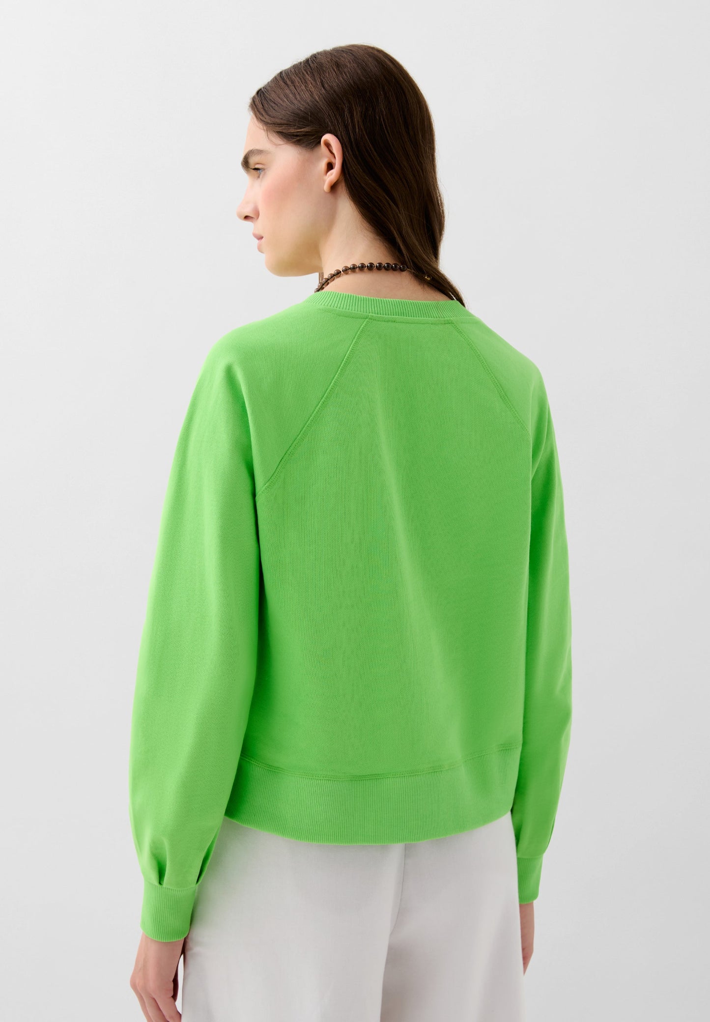 SWEAT BASIQUE COL V