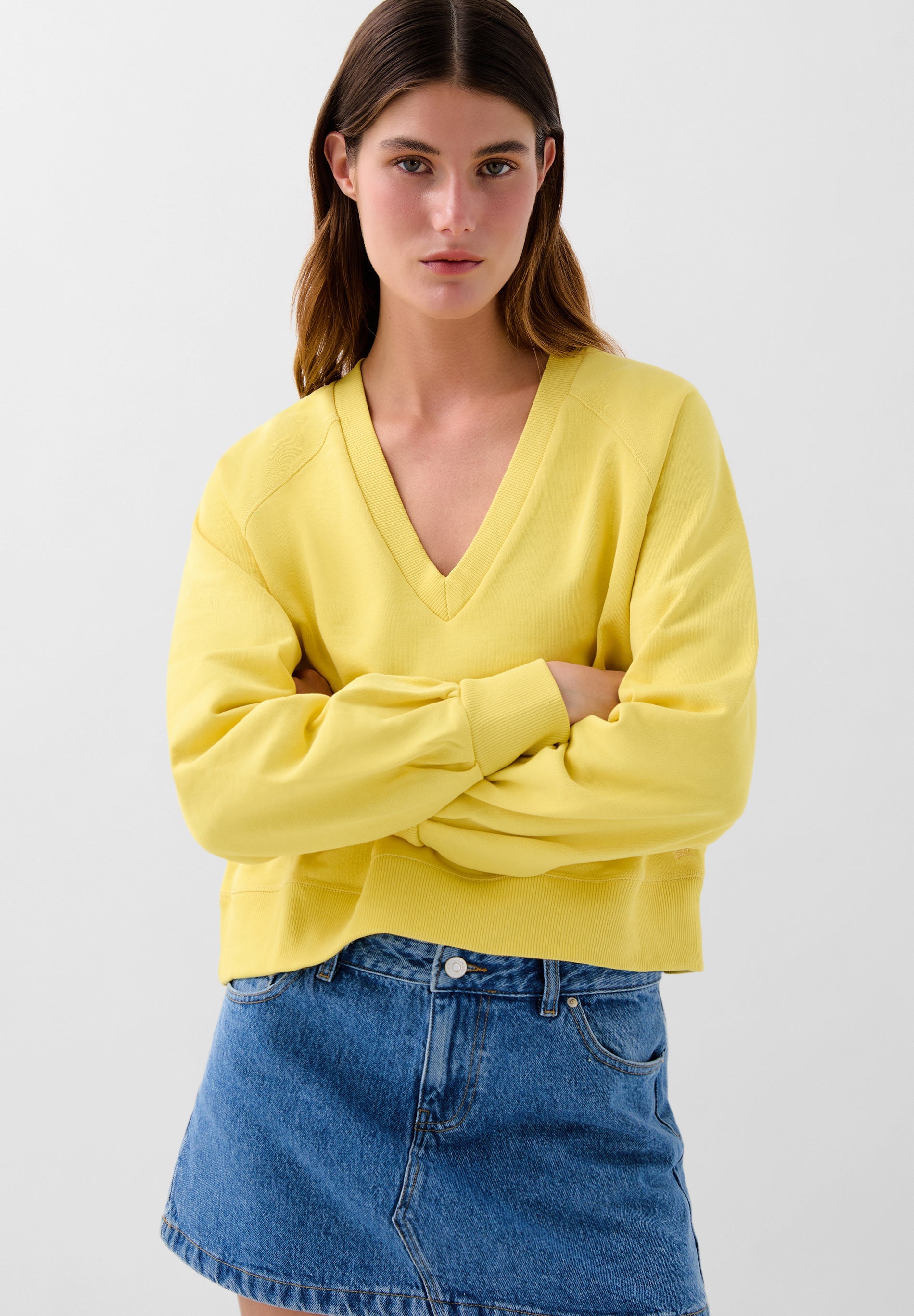 SWEAT BASIQUE COL V