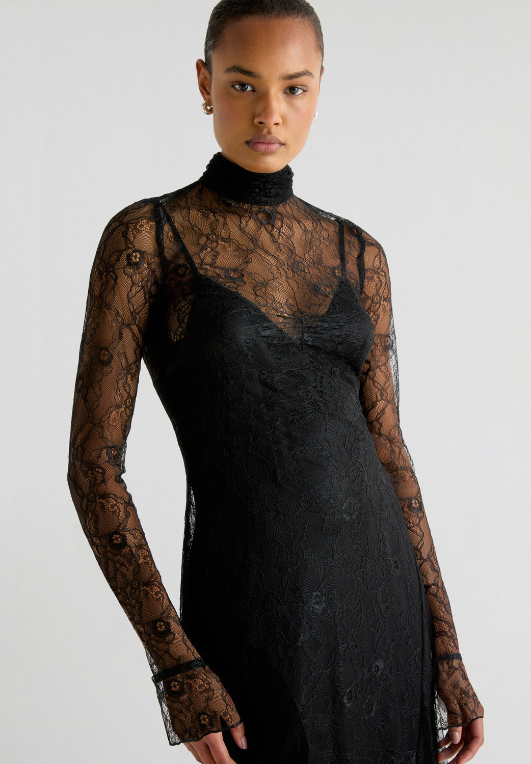 VESTIDO MIDI ENCAJE - Scalpers