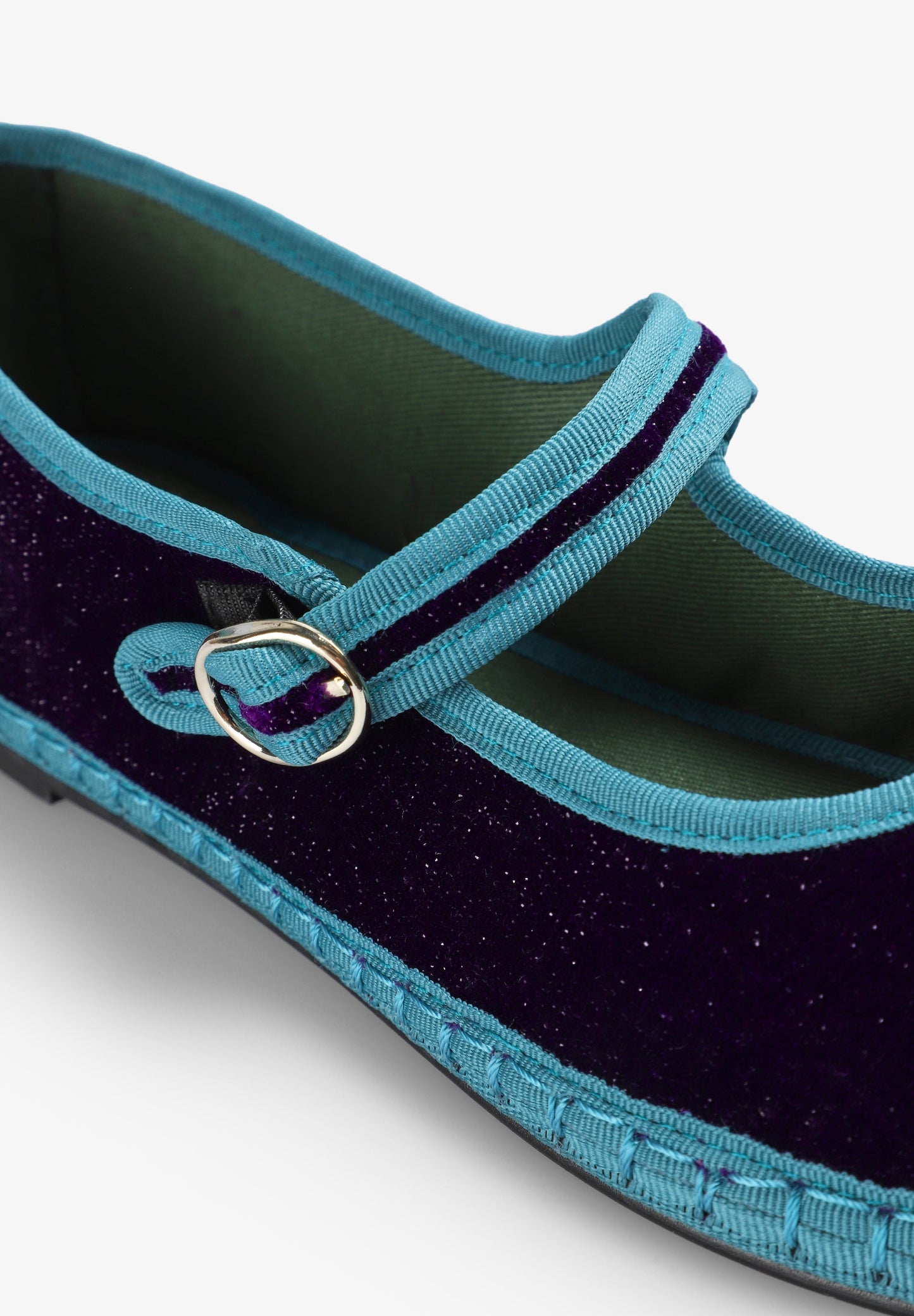 VELVET SLIPPERS WITH BUCKLE