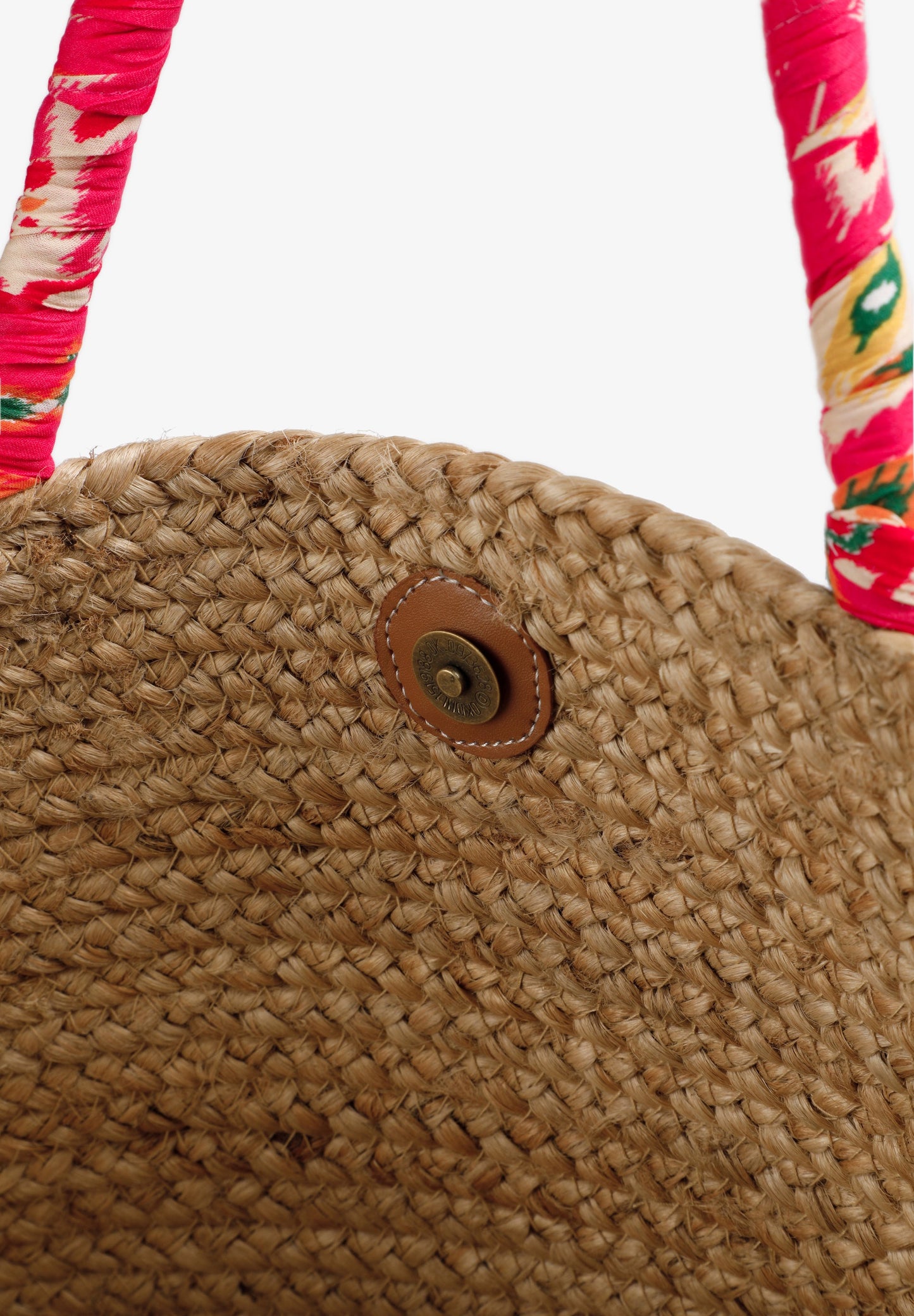 RAFFIA HANDKERCHIEF HANDLE DETAIL