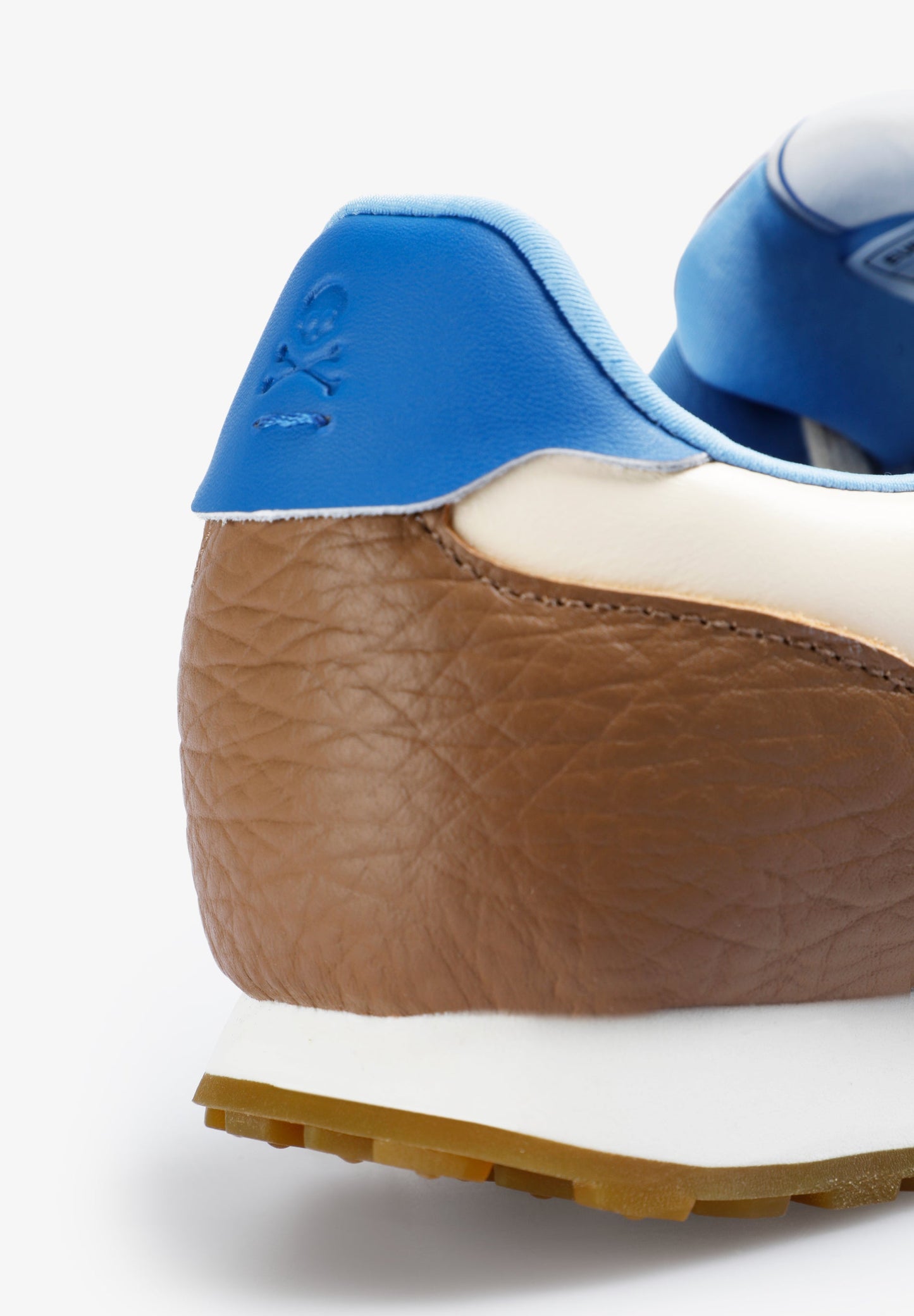 100% LEATHER SNEAKERS