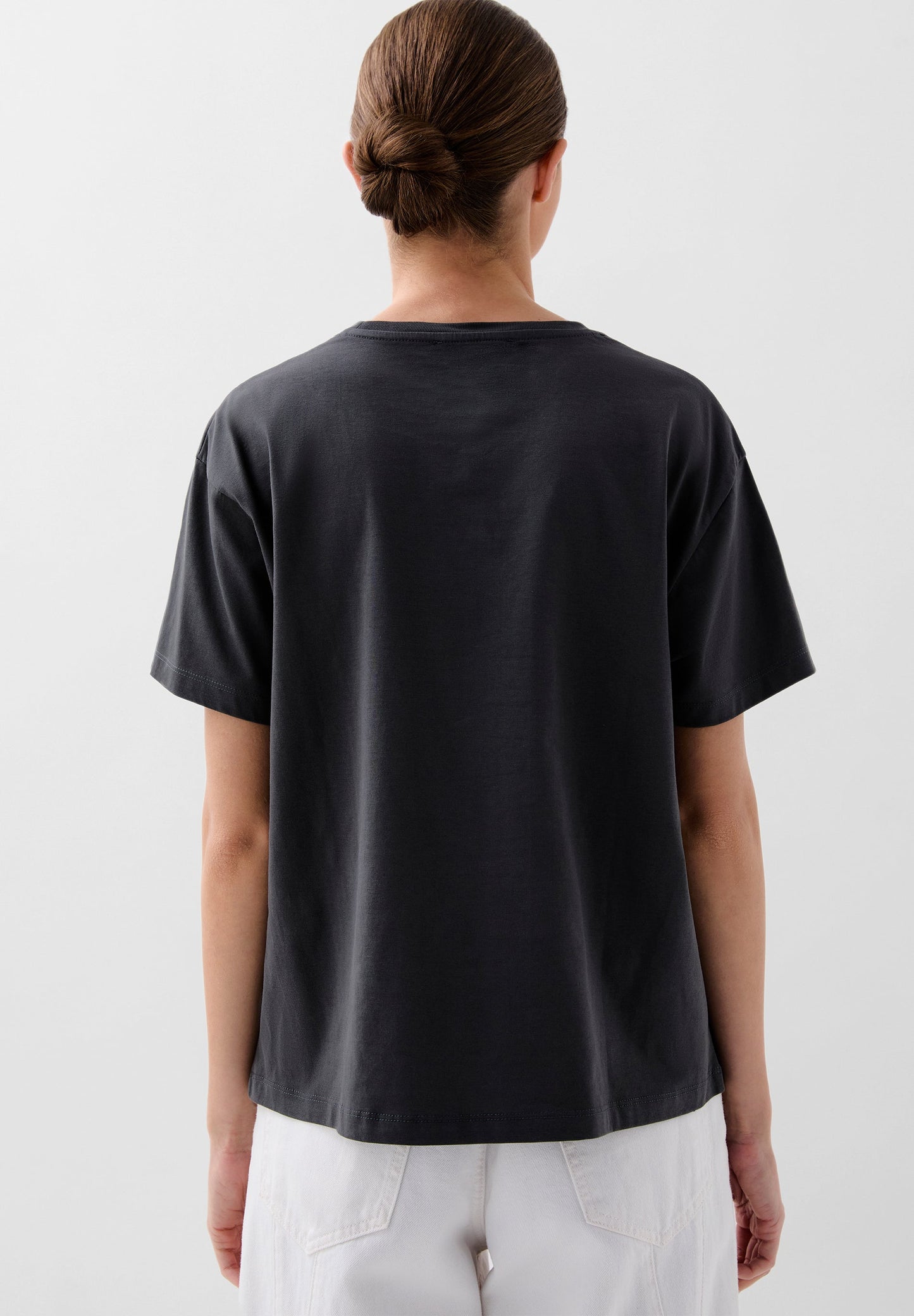 T-SHIRT WITH SKULL PRINT