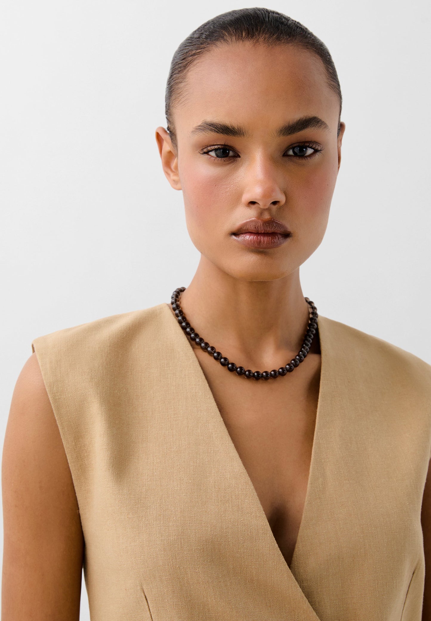 LINEN WAISTCOAT WITH DARTS