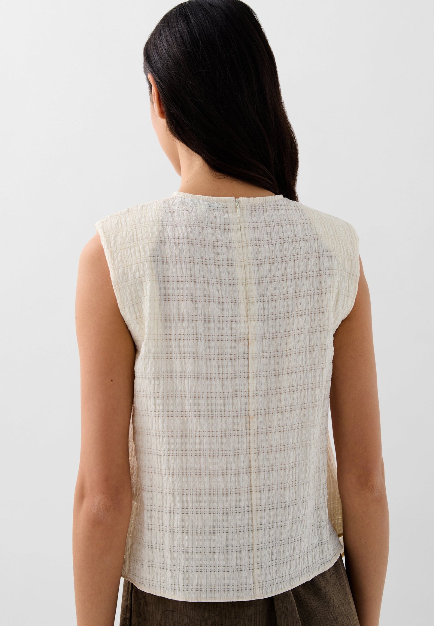 CROSSOVER TEXTURED TOP