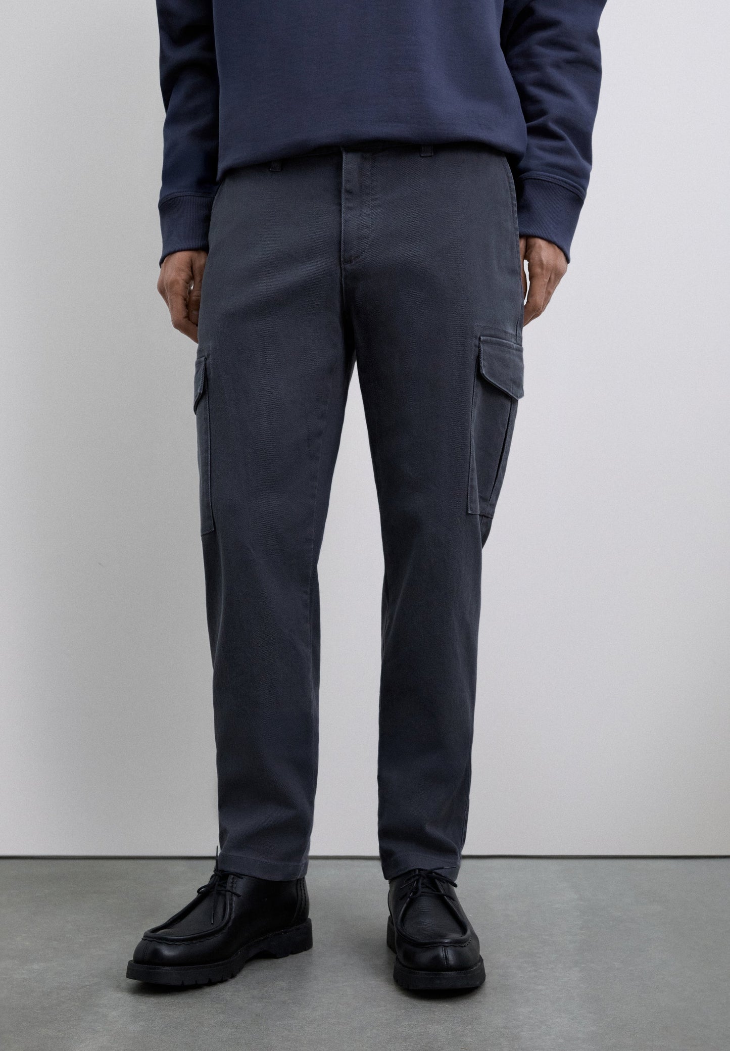 CROPPED FIT CARGO TROUSERS