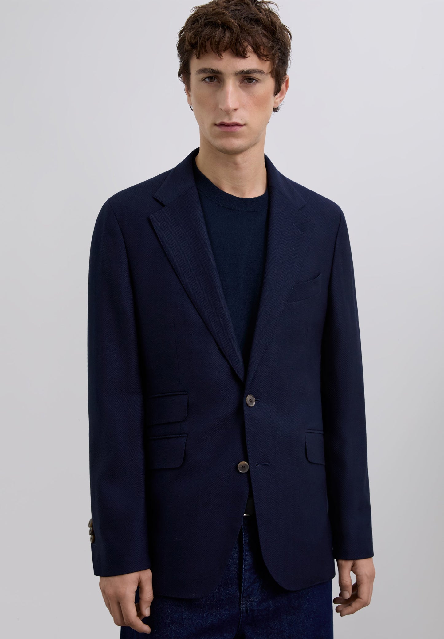PLAIN-COLOURED WOOL BLAZER