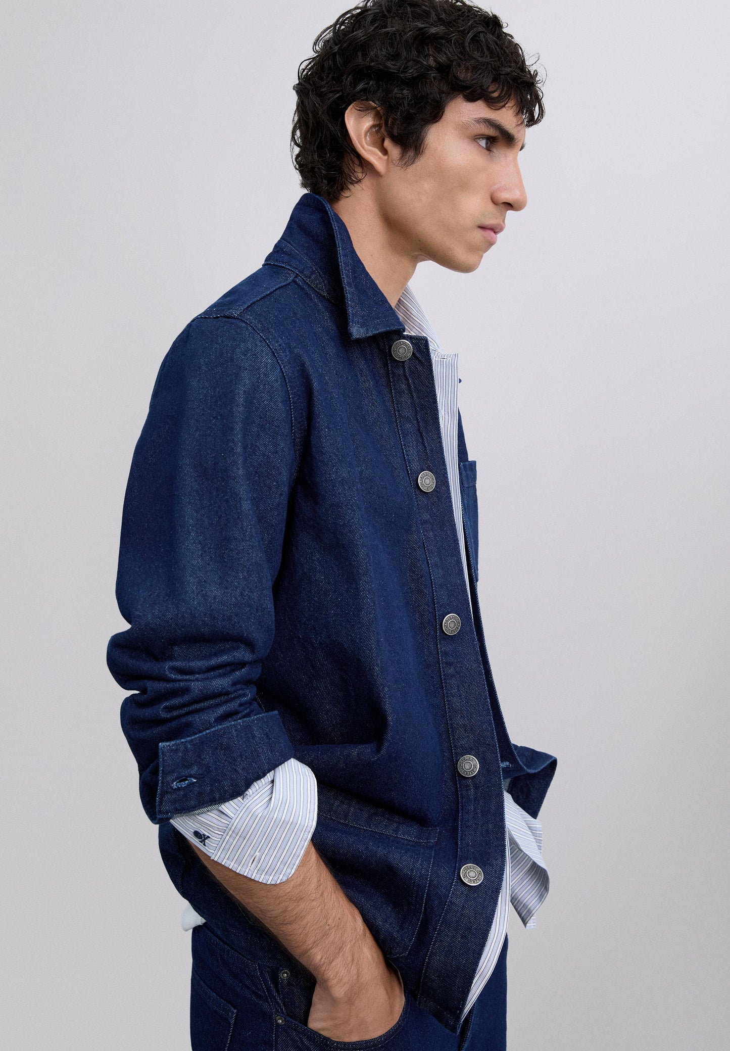 VESTE EN JEAN DÉLAVÉE