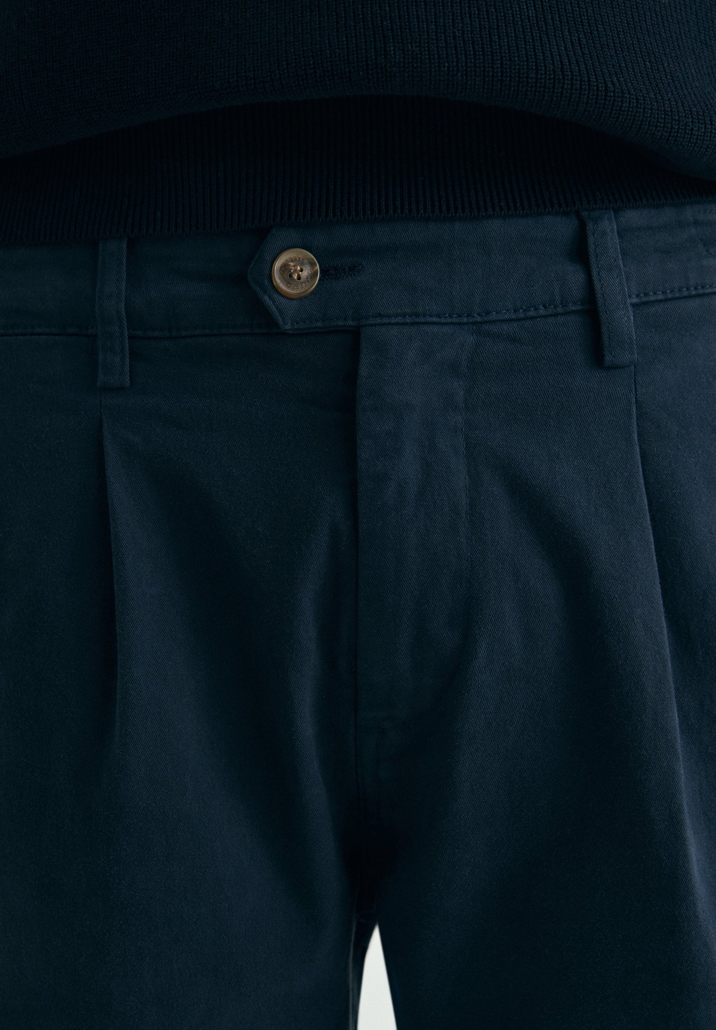 RELAXED FIT DART TROUSERS