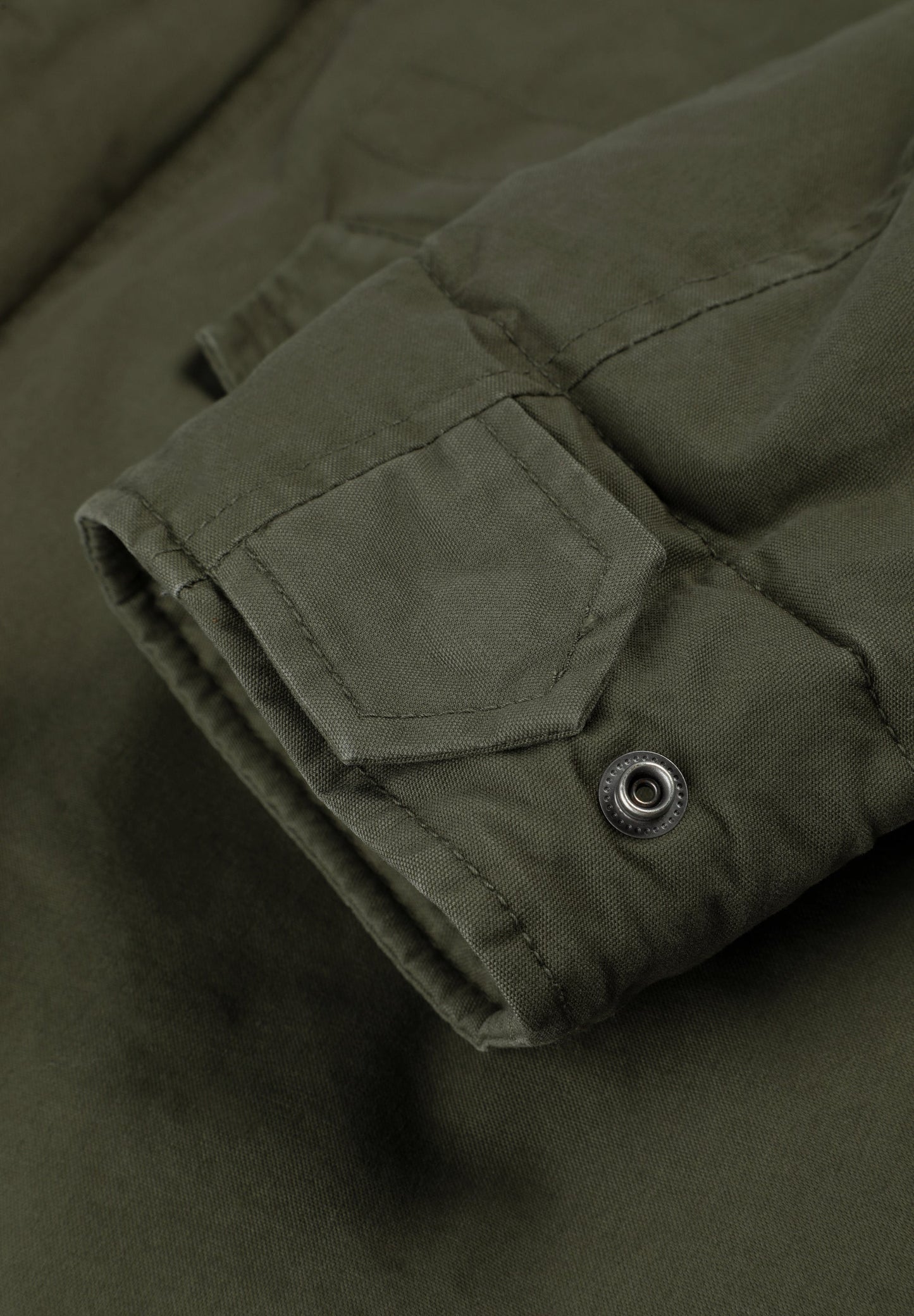 CAZADORA CAPUCHA MILITAR