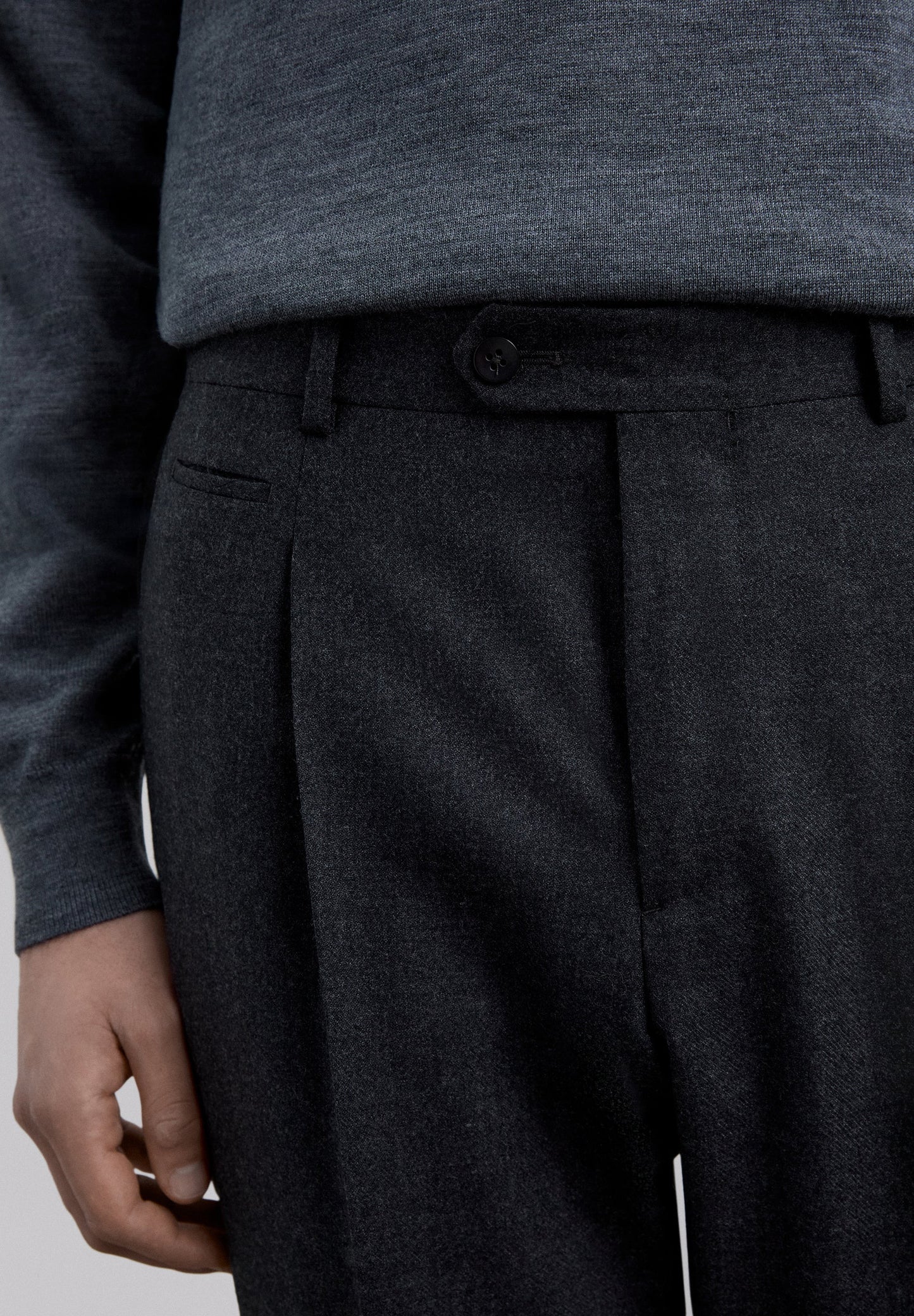 PANTALON À PINCES EN LAINE ET COTON