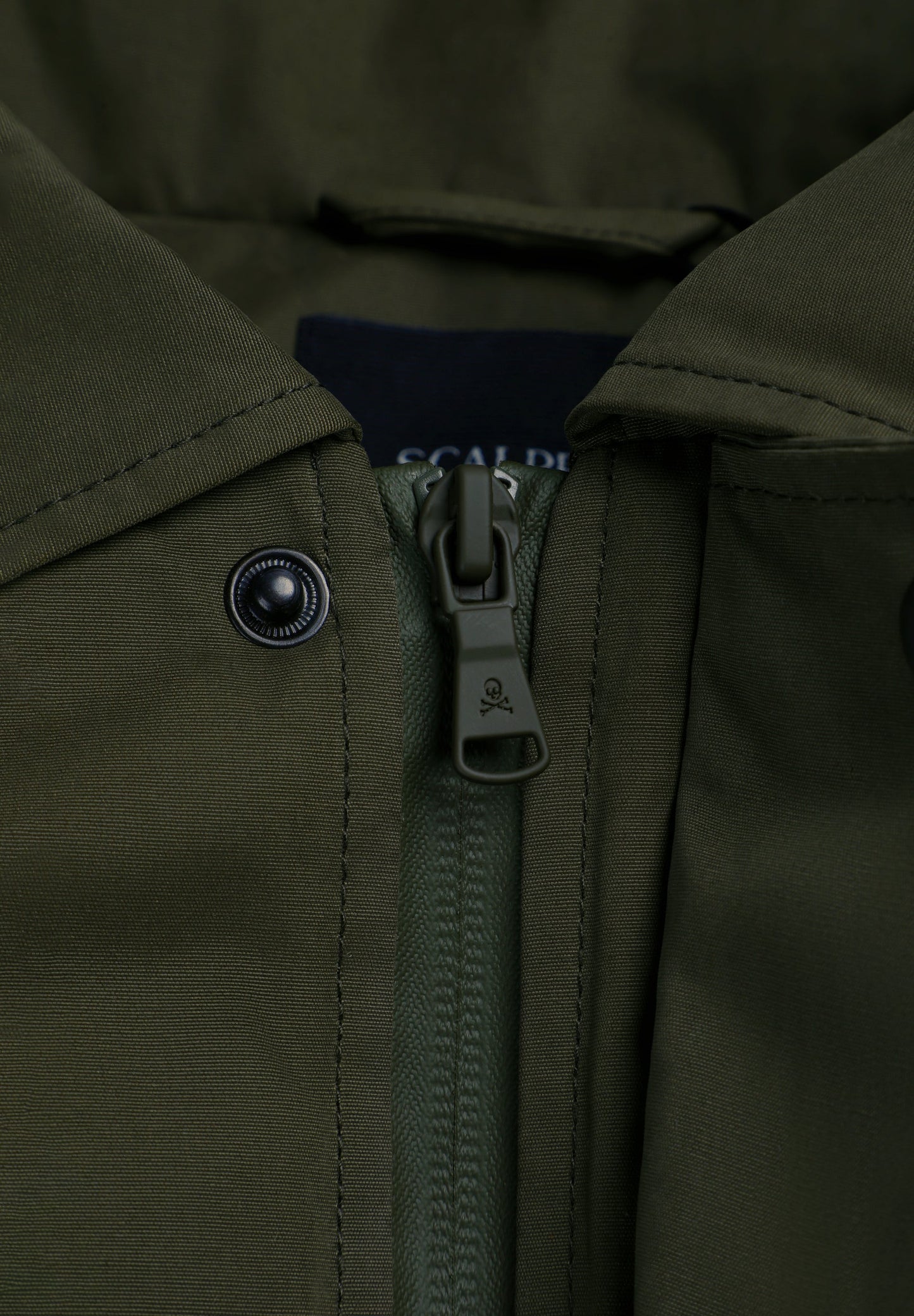 PARKA WITH DETACHABLE HOOD