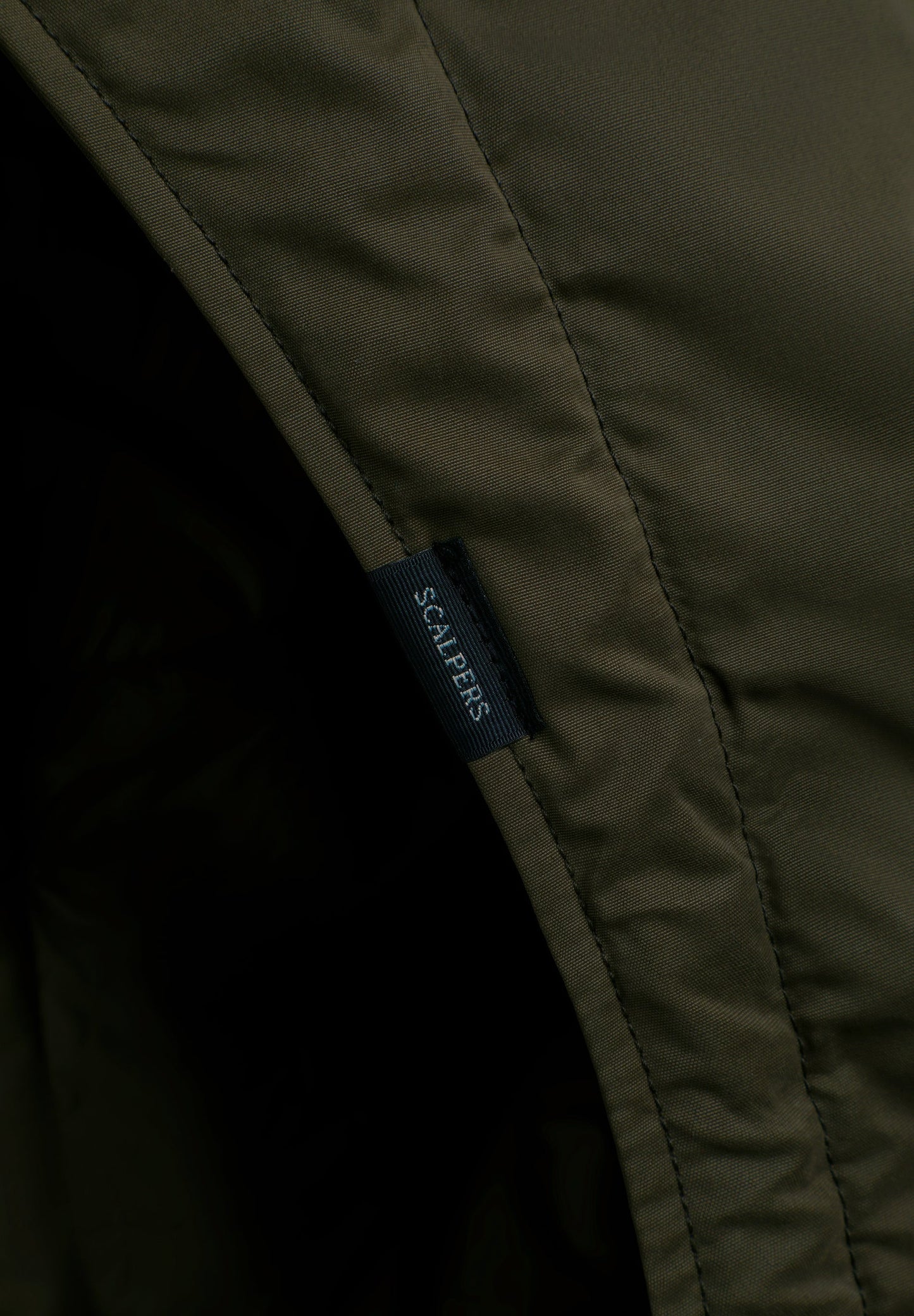 PARKA WITH DETACHABLE HOOD