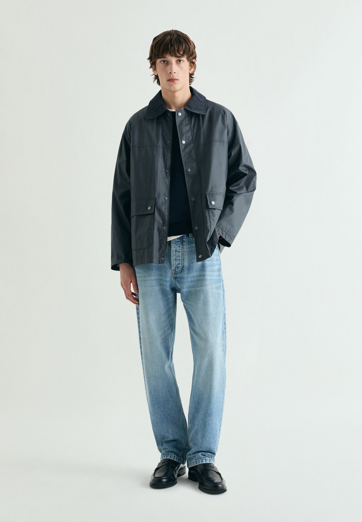 VESTE CIRÉE AVEC BOUTONS-PRESSION