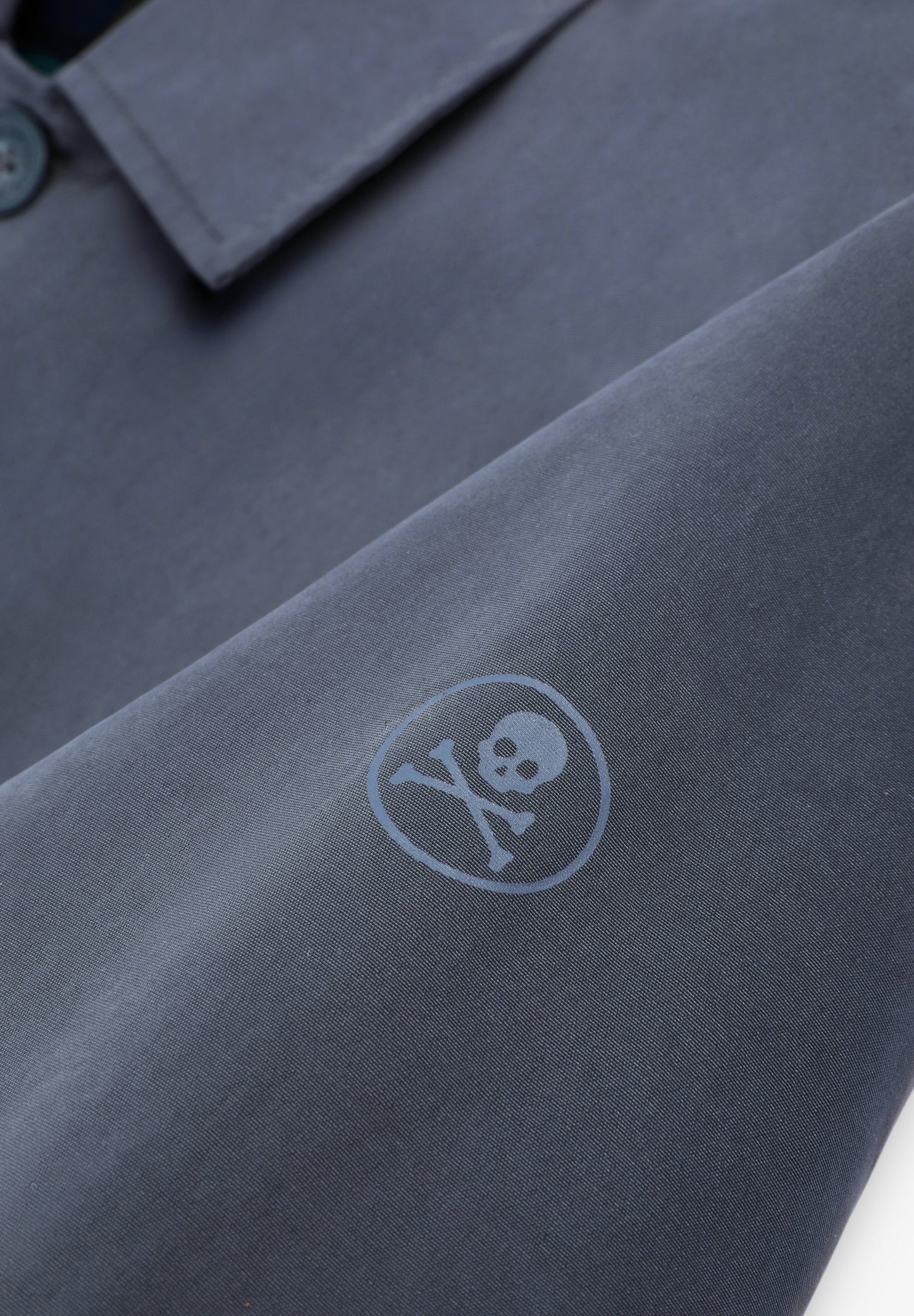 TRENCH COAT WITH SKULL