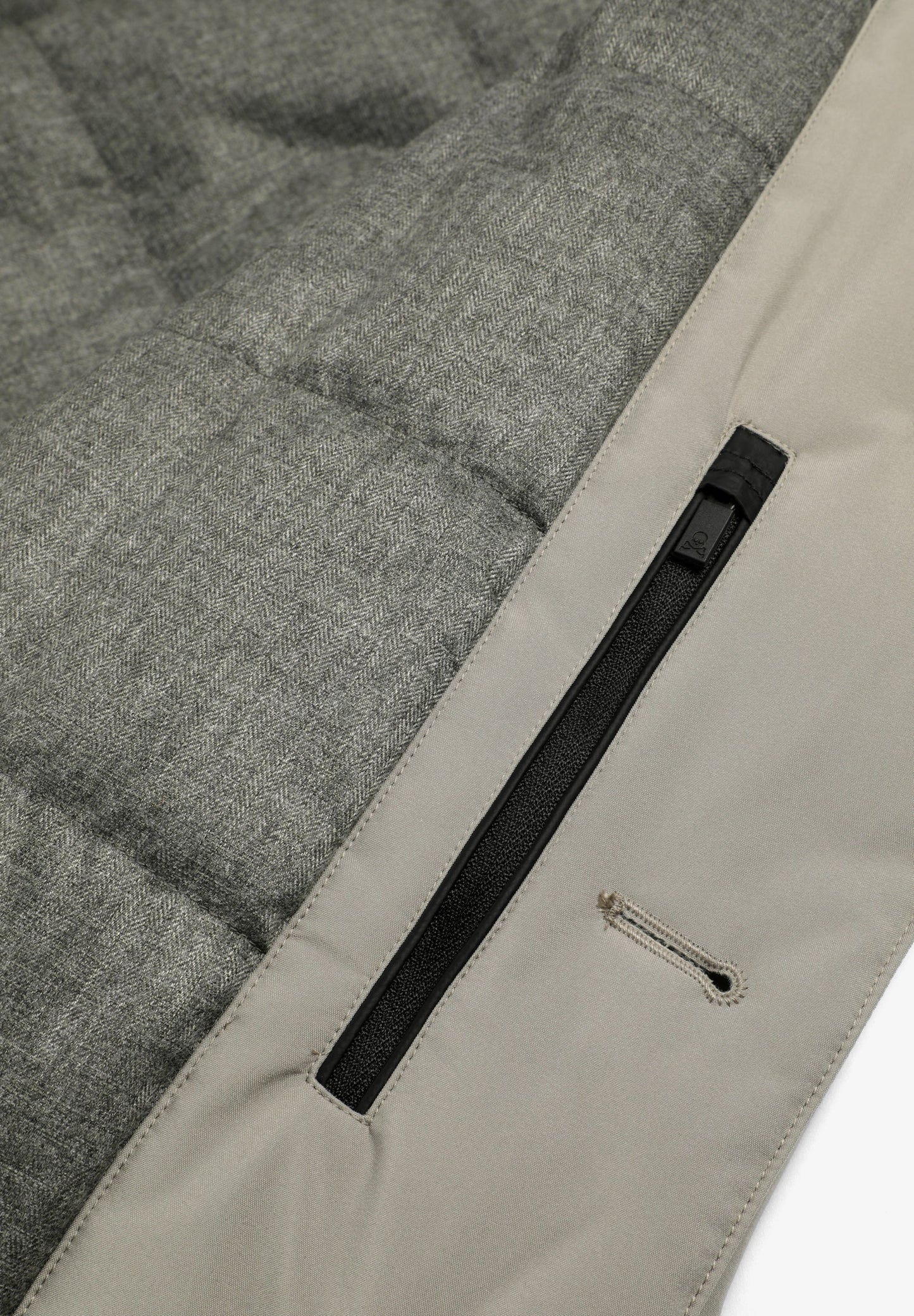 GABARDINE MATELASSÉE HYDROFUGE