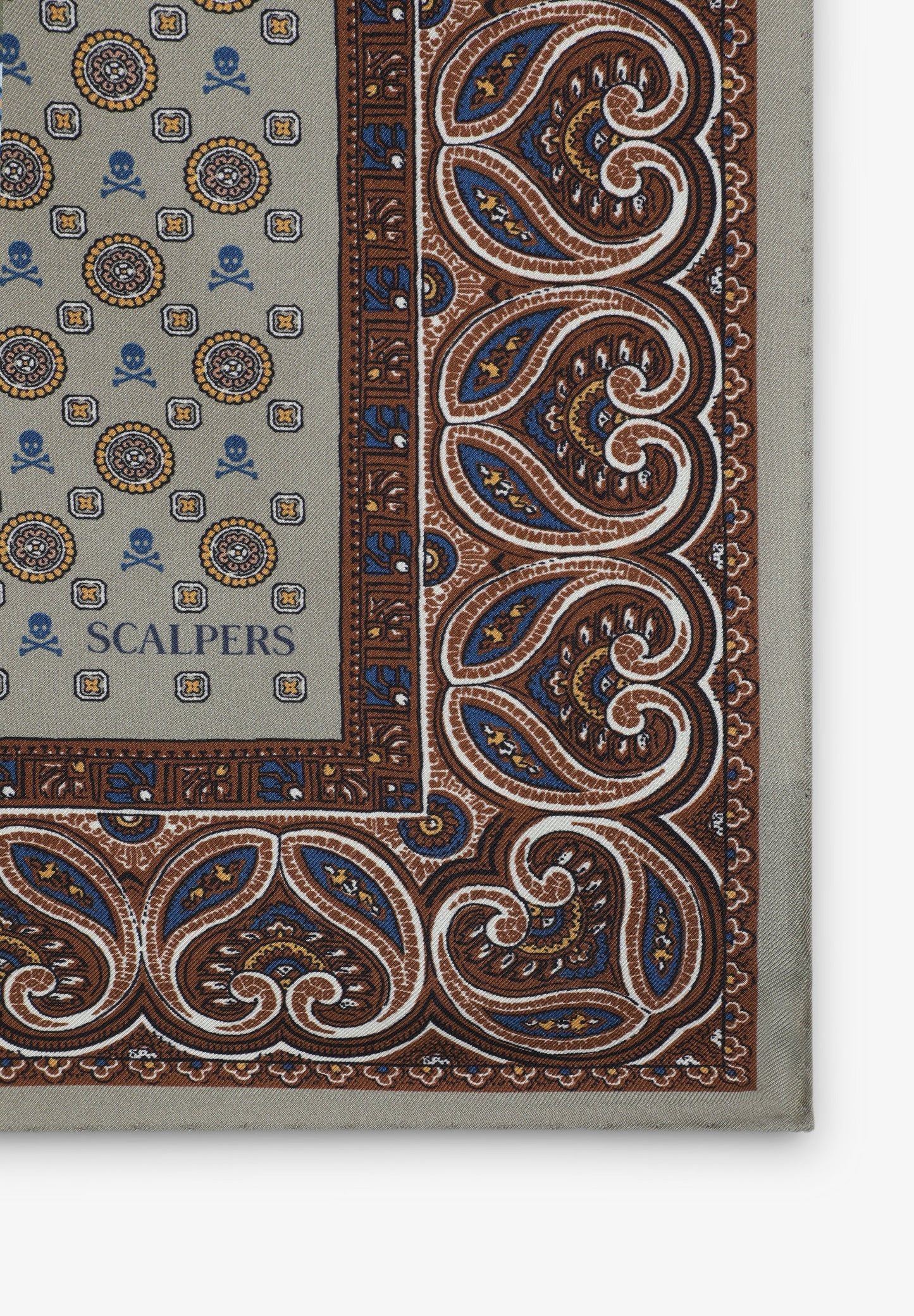 SC SKULL POOL HANDKERCHIEF