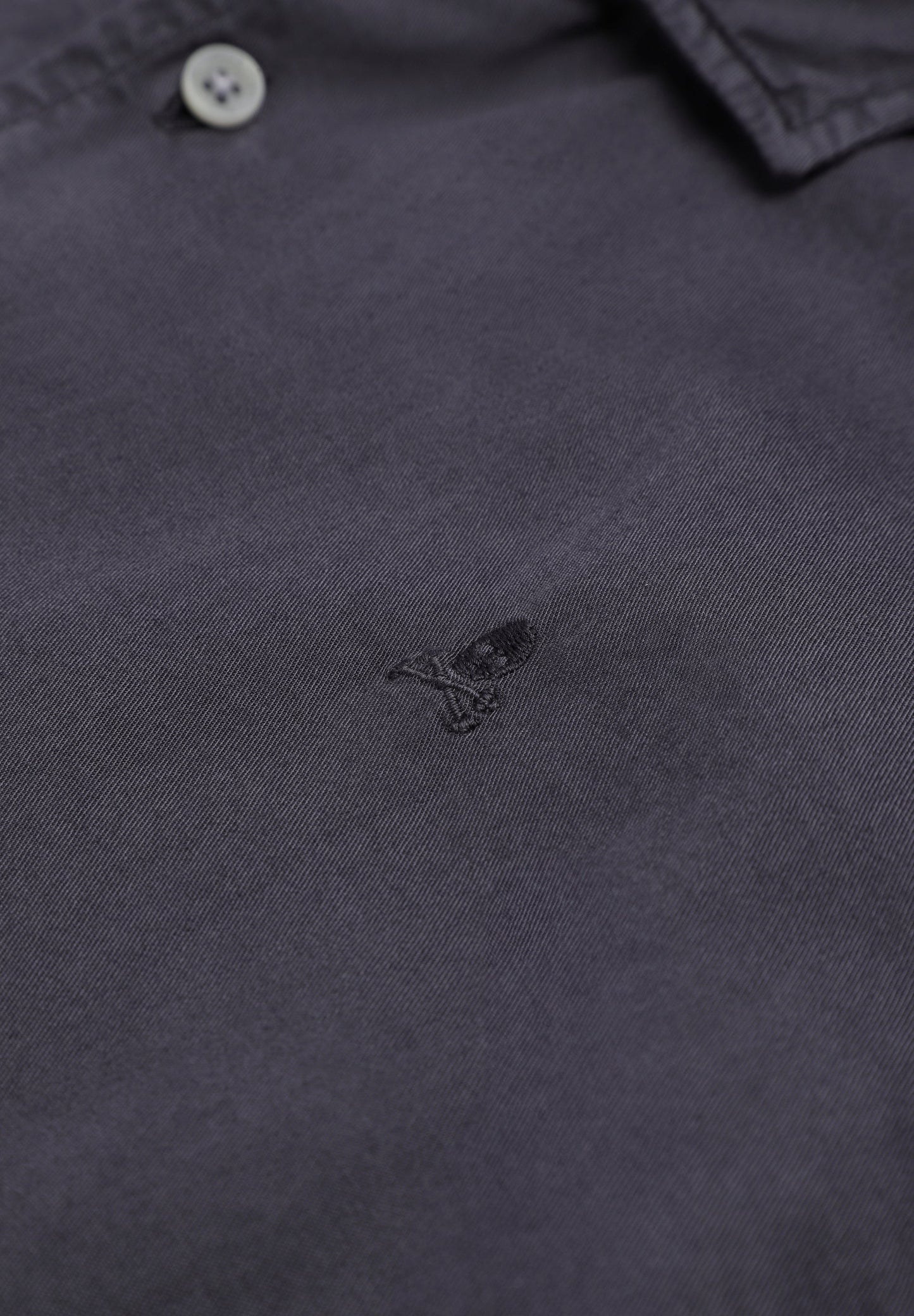 SKULL SHIRT WITH MATCHING EMBROIDERY
