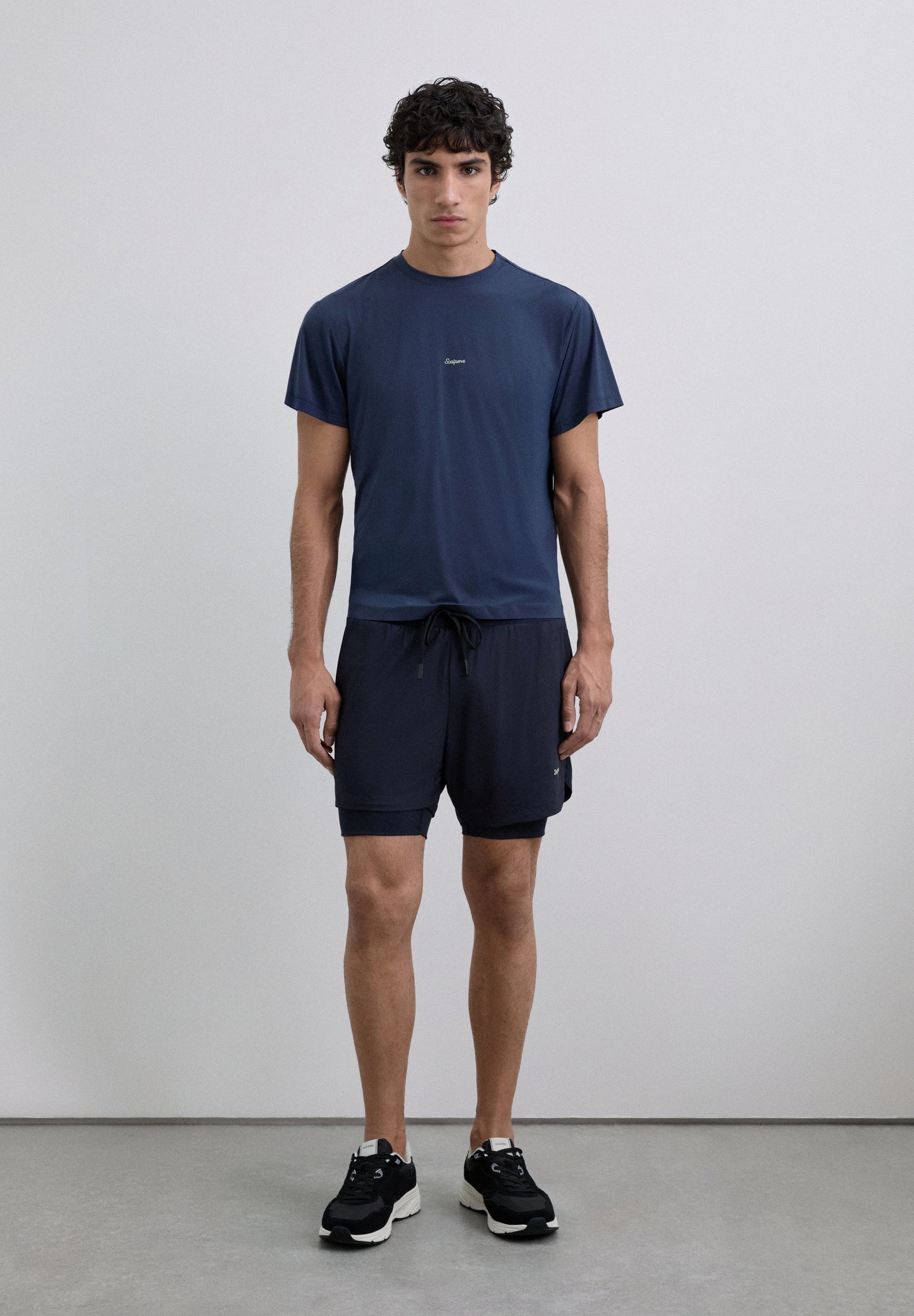 ADN CONTRAST TECHNICAL T-SHIRT