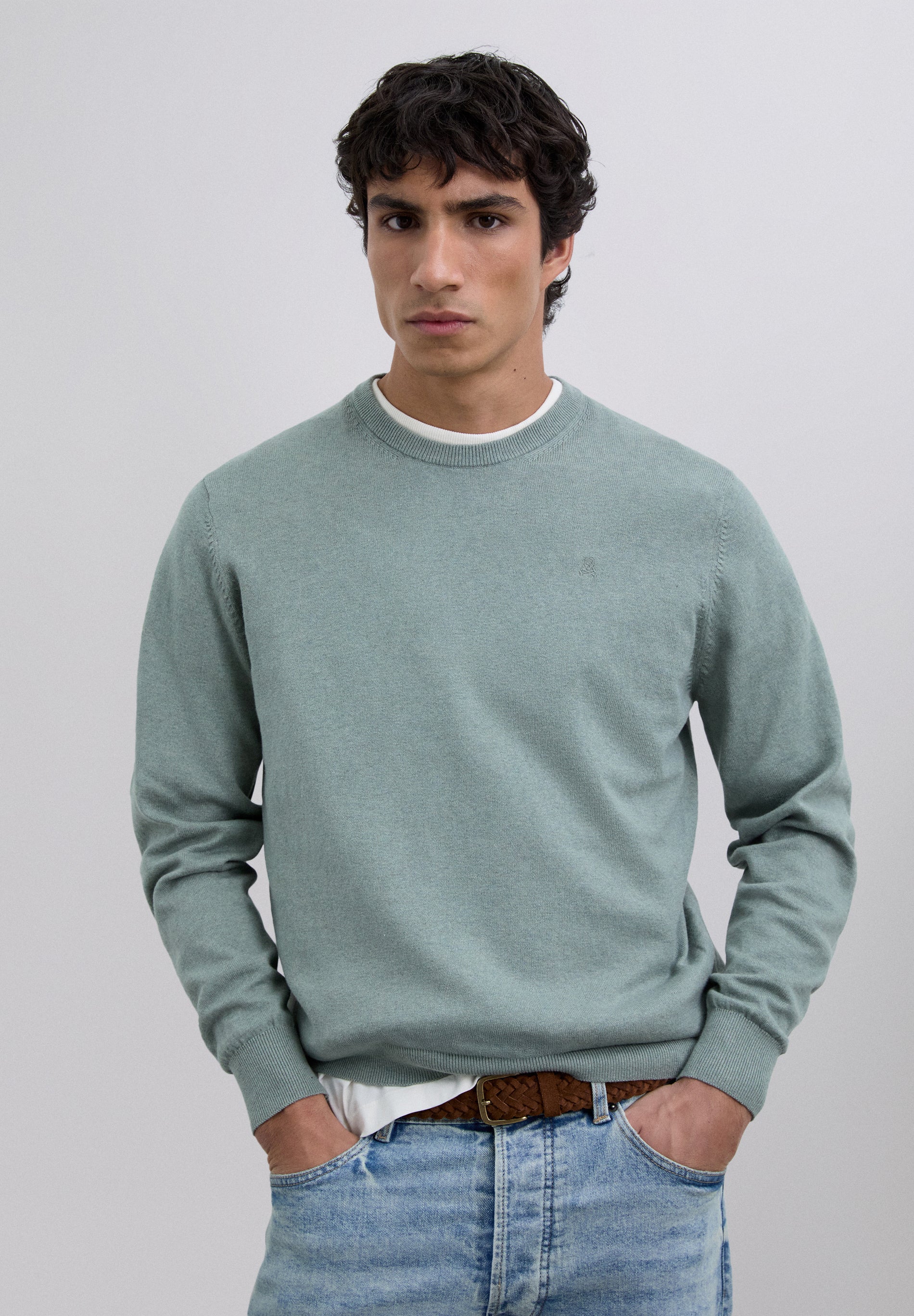 PULL SKULL BRODÉ