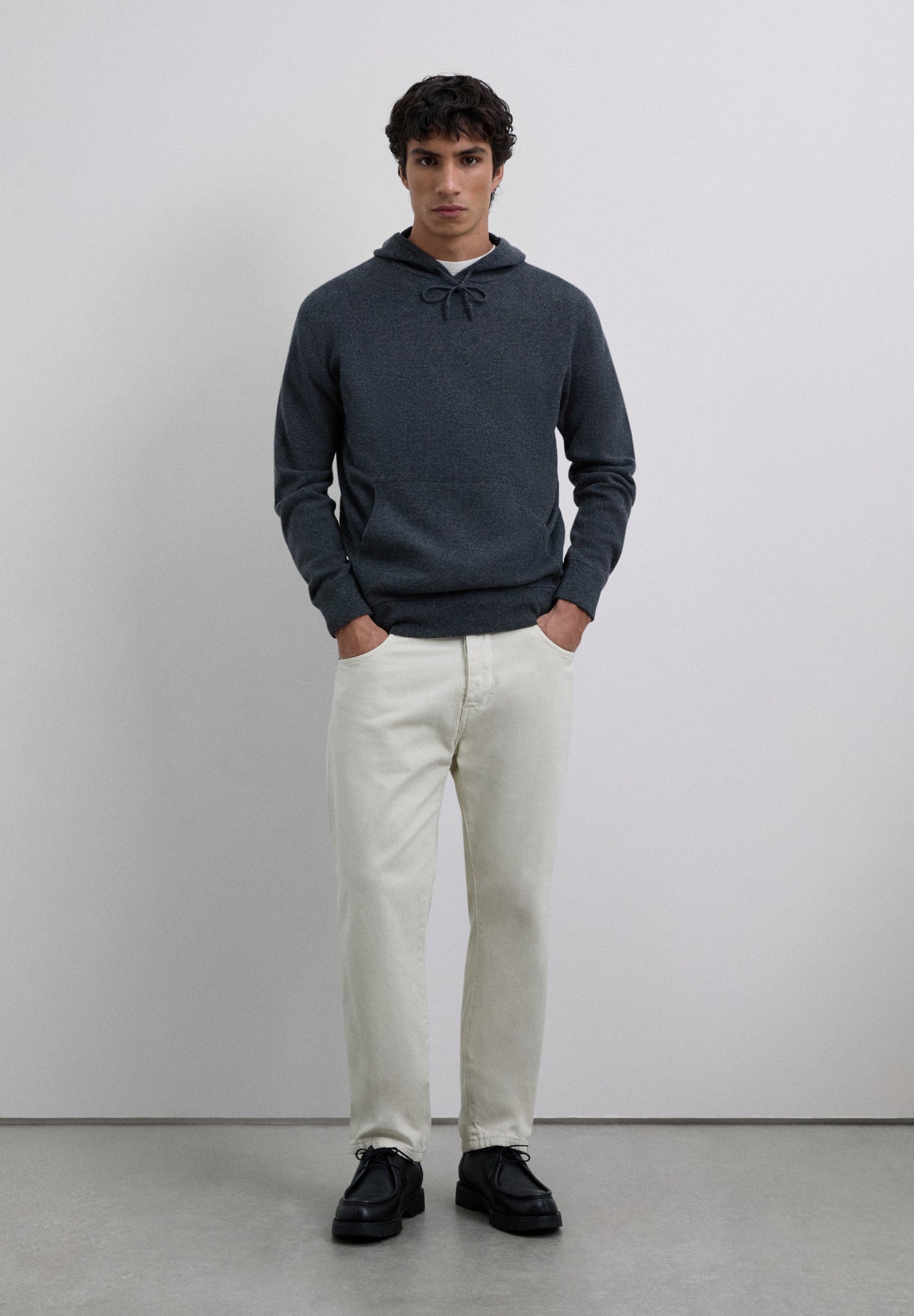 WOOL SWEATER WITH ADJUSTABLE HOOD