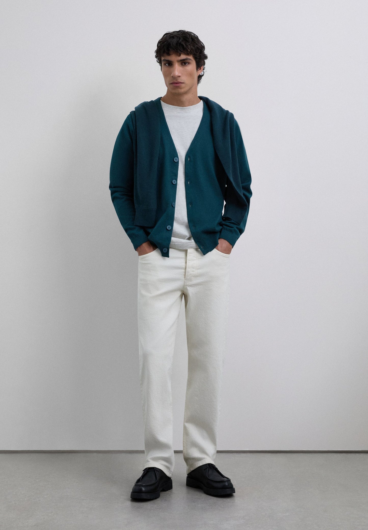 CÁRDIGAN CUELLO PICO ALGODÓN - Scalpers