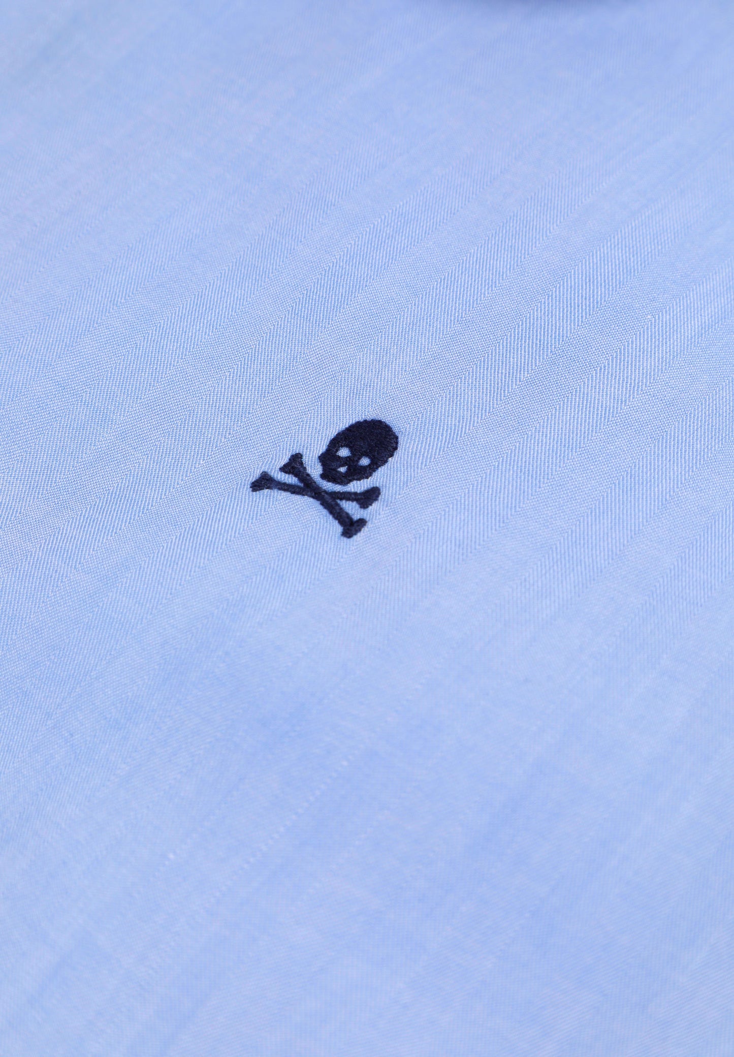 CAMISA CALAVERA BORDADA - Scalpers