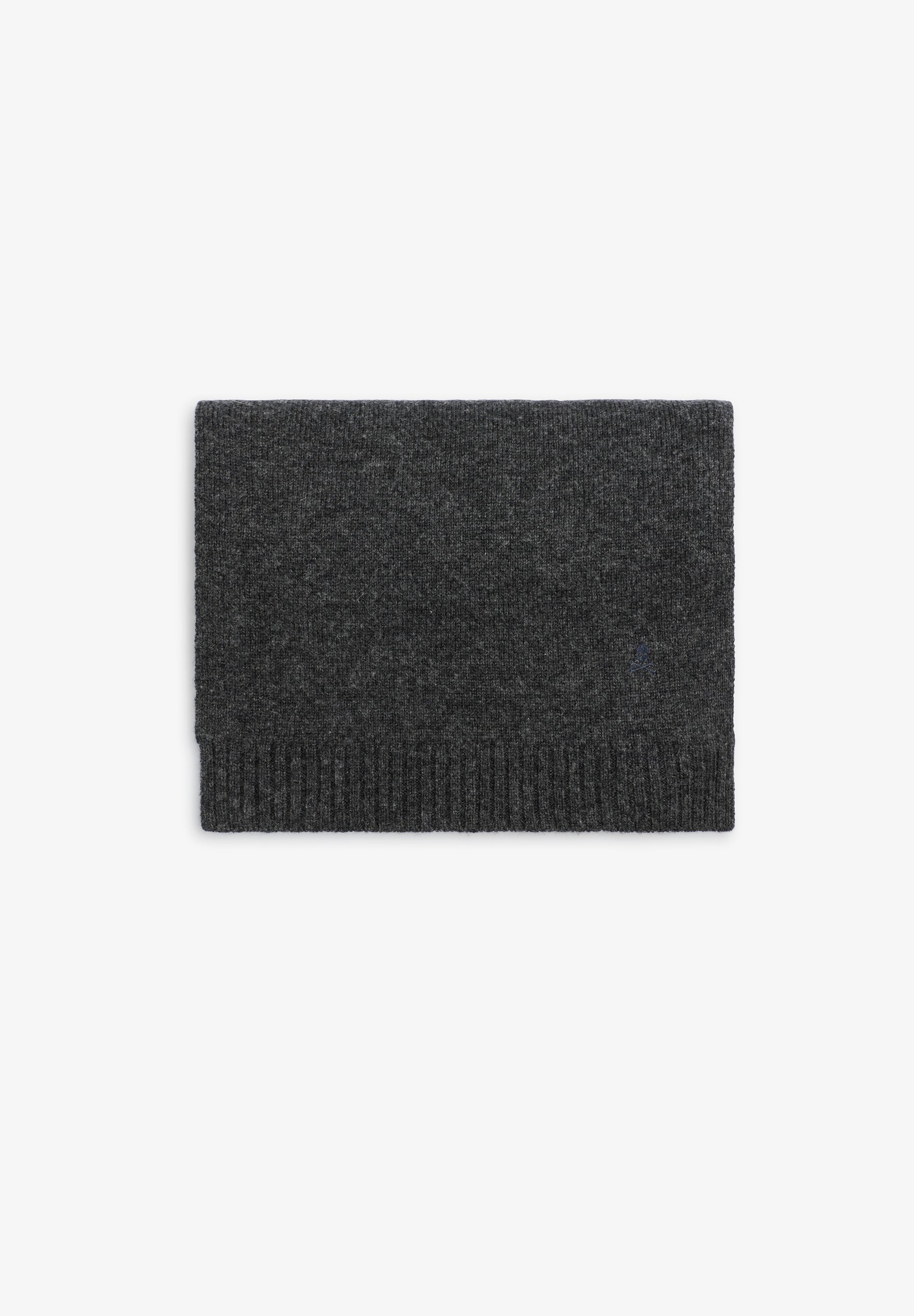 SCHAL AUS WOLLE UND KASCHMIR