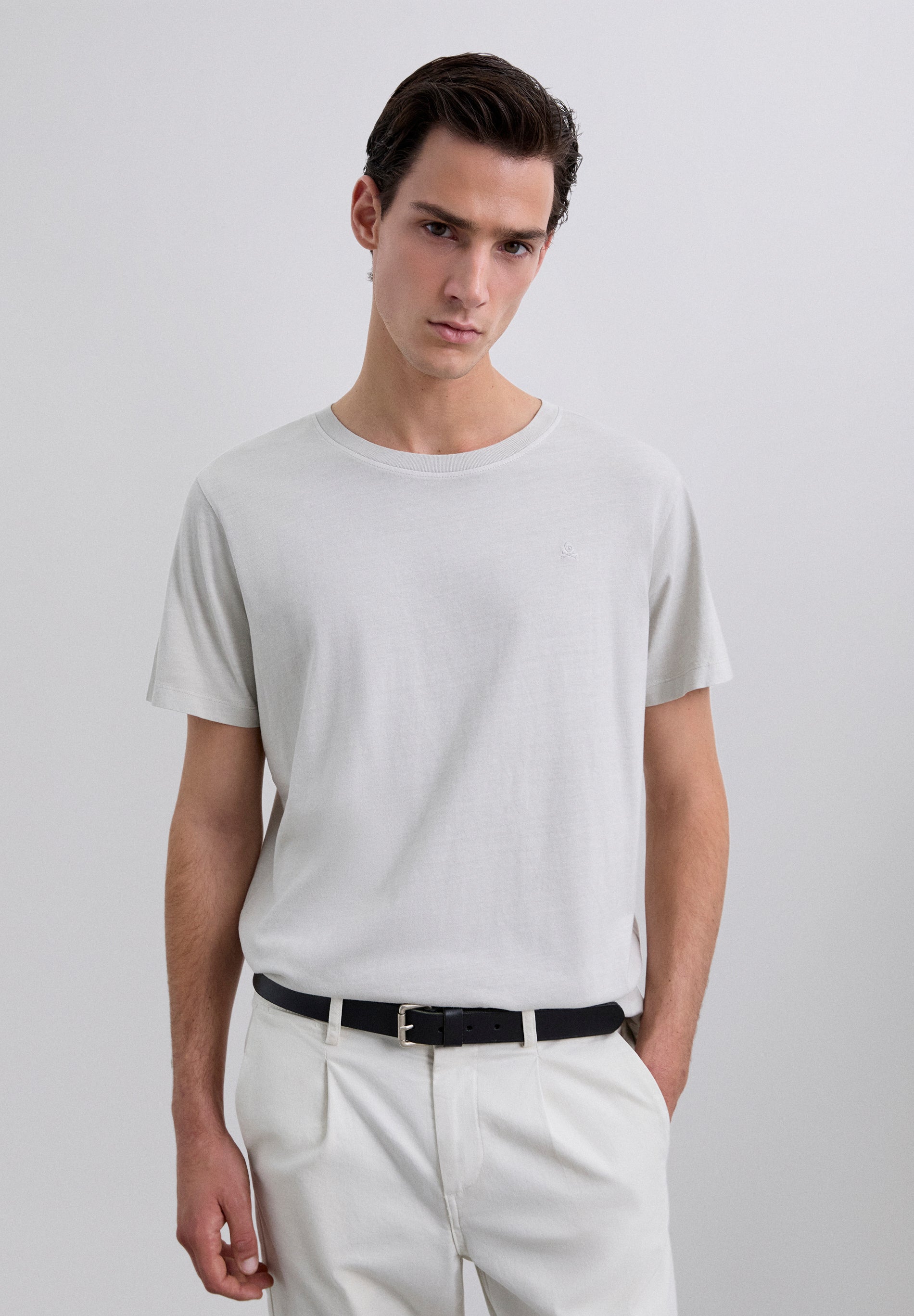 T-SHIRT GEBORDUURD DOODSHOOFD TON SUR TON