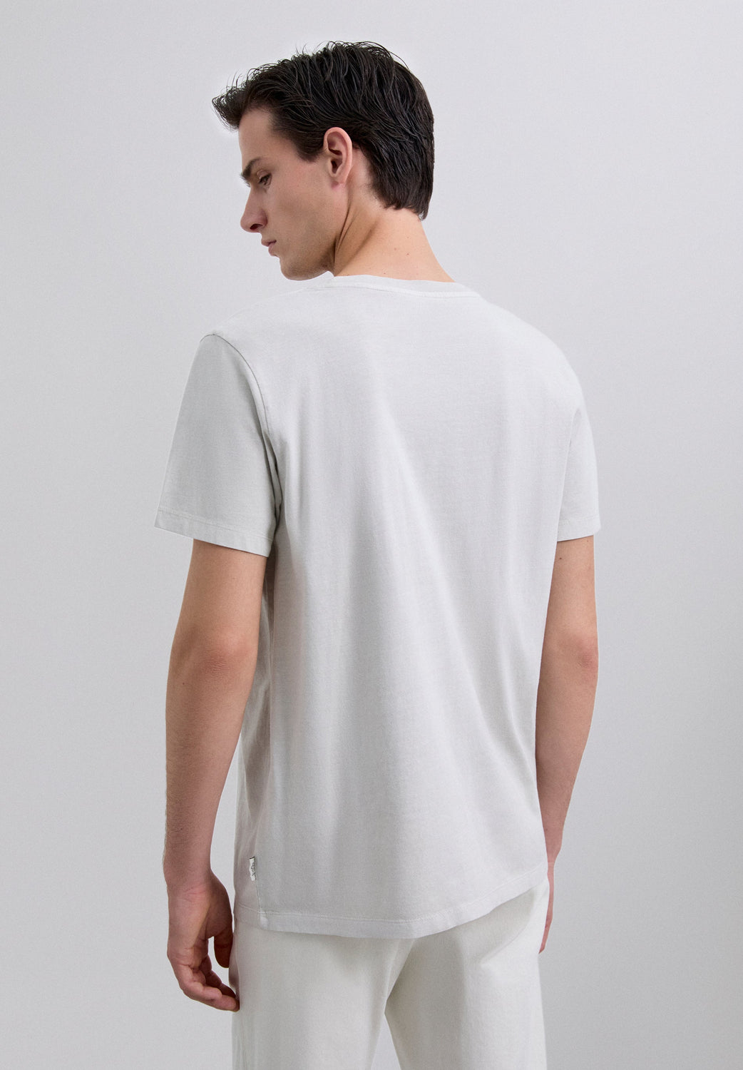 CAMISETA CALAVERA BORDADA TONO - Scalpers