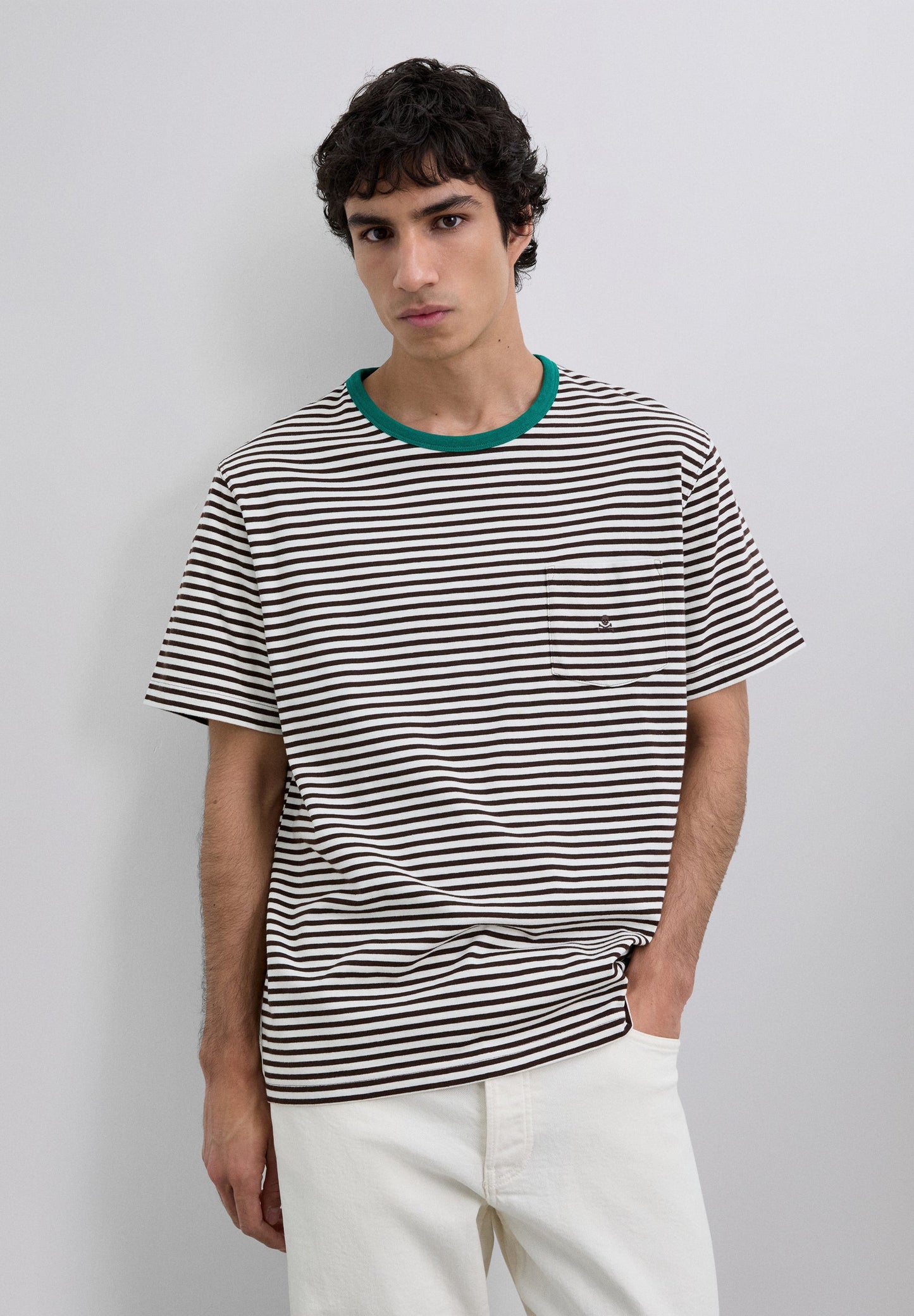 SKULL AND STRIPES T-SHIRT