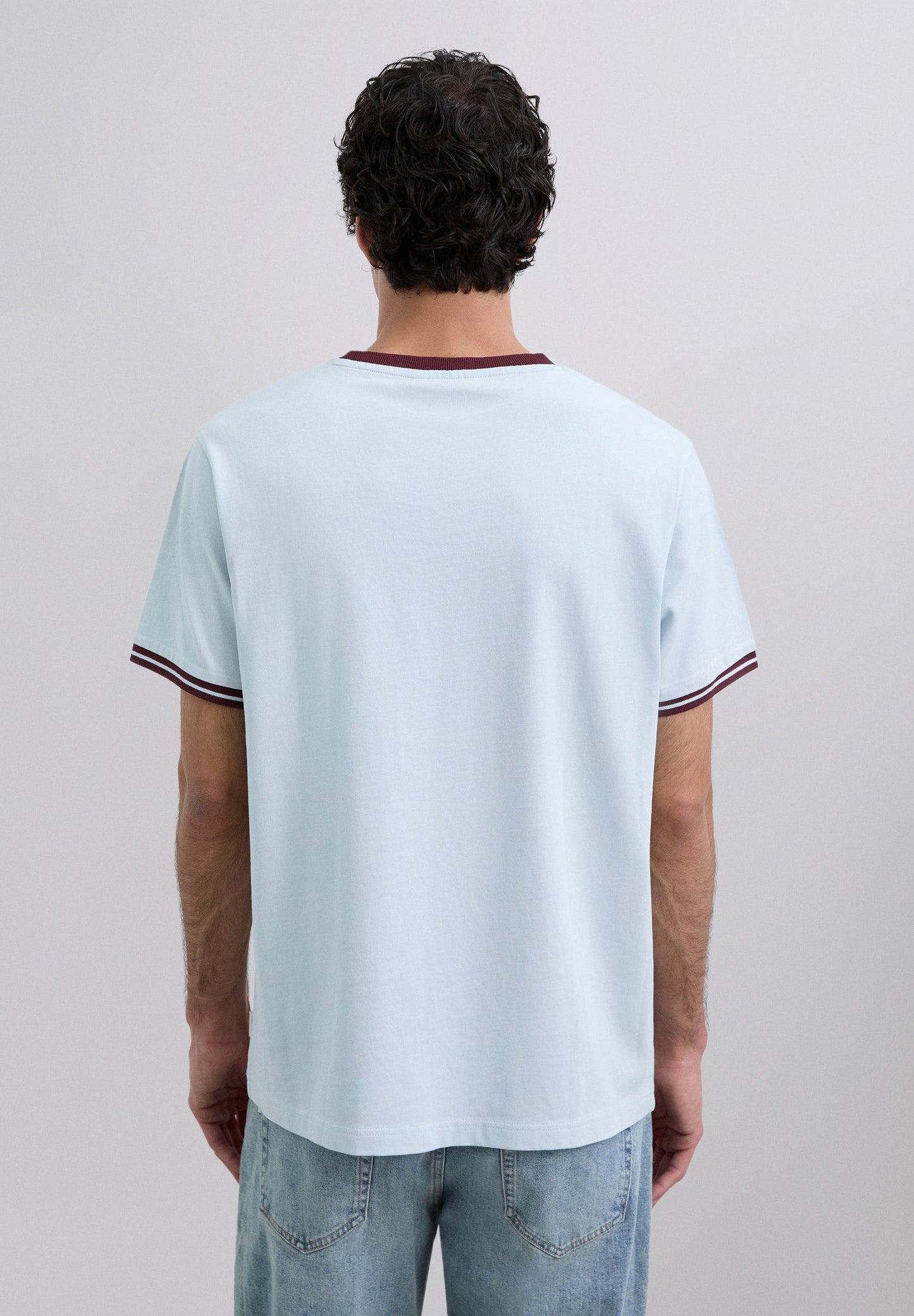 CONTRAST PRINT T-SHIRT
