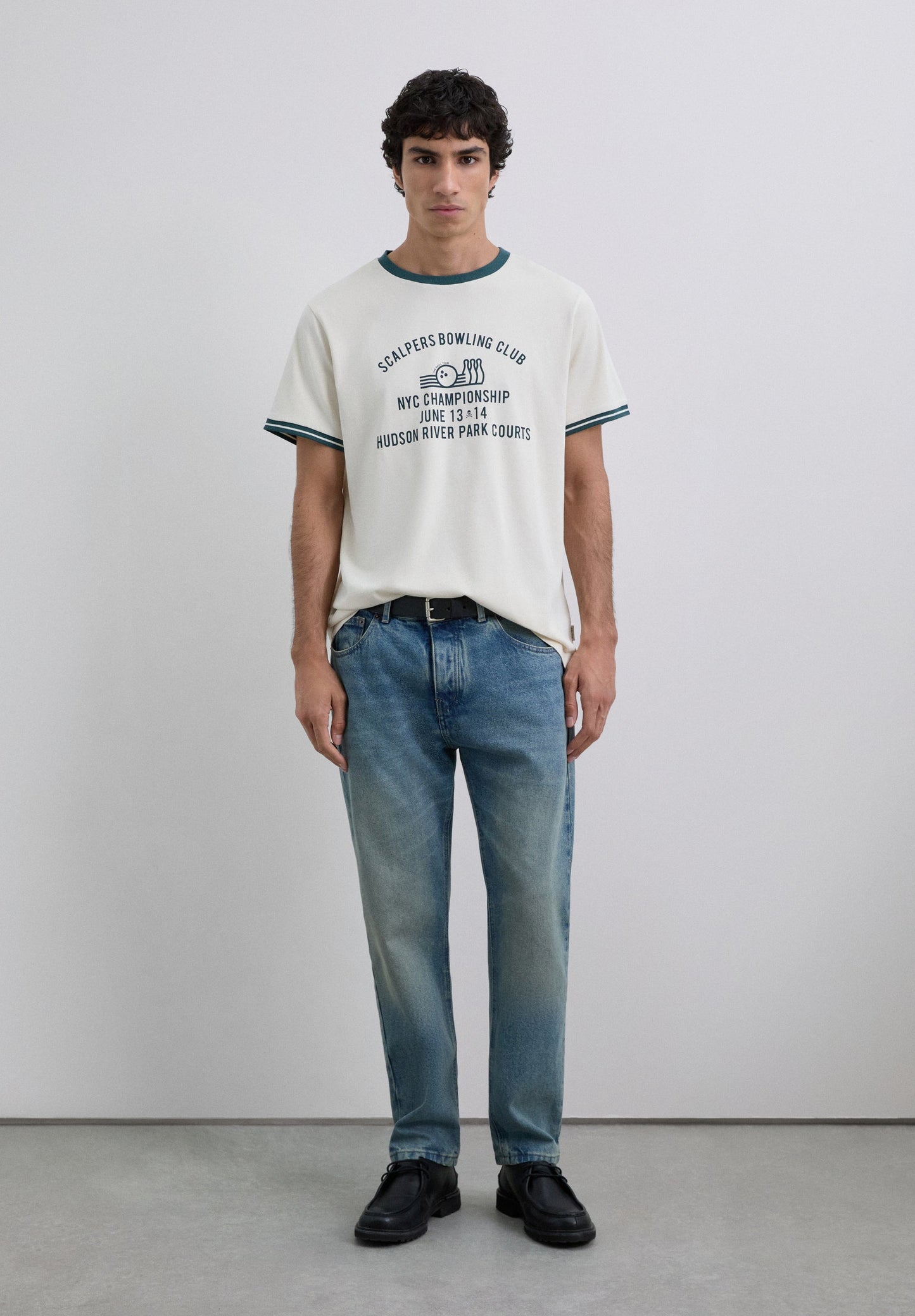 T-SHIRT MOTIF CONTRASTANT