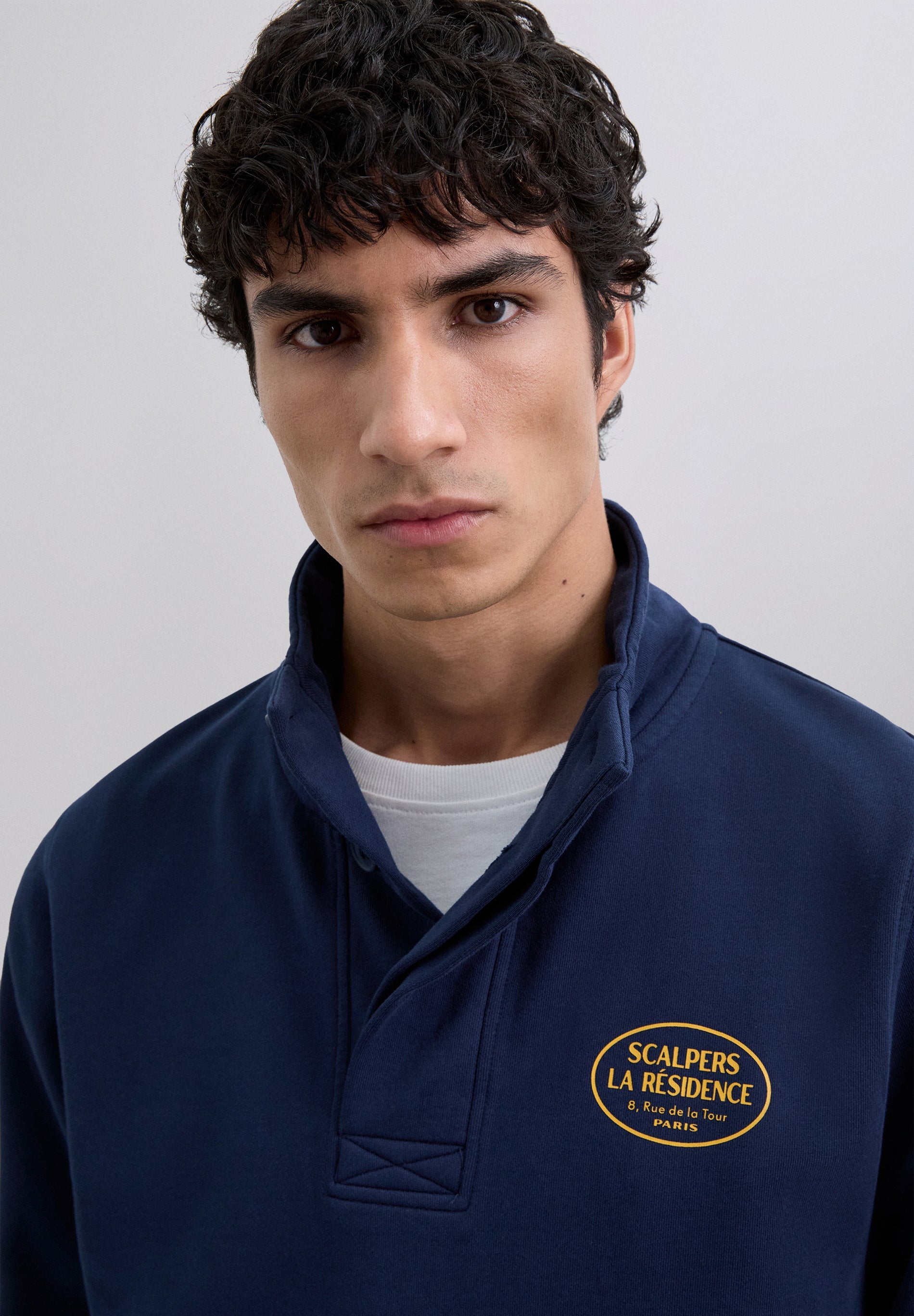 SWEAT COL MONTANT LOGO
