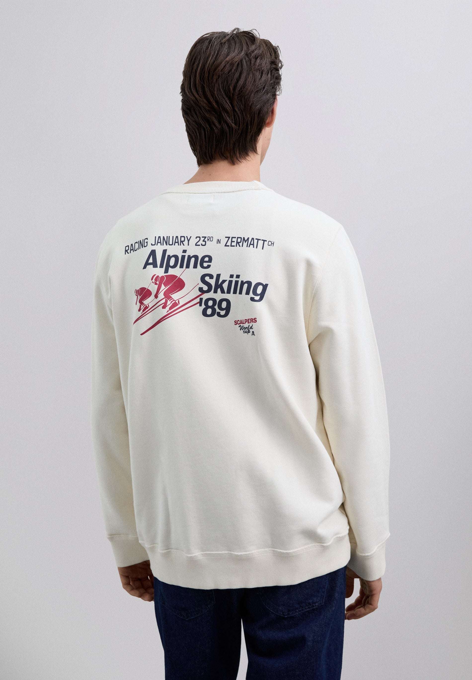 SWEATSHIRT MIT ALPINEM PRINT