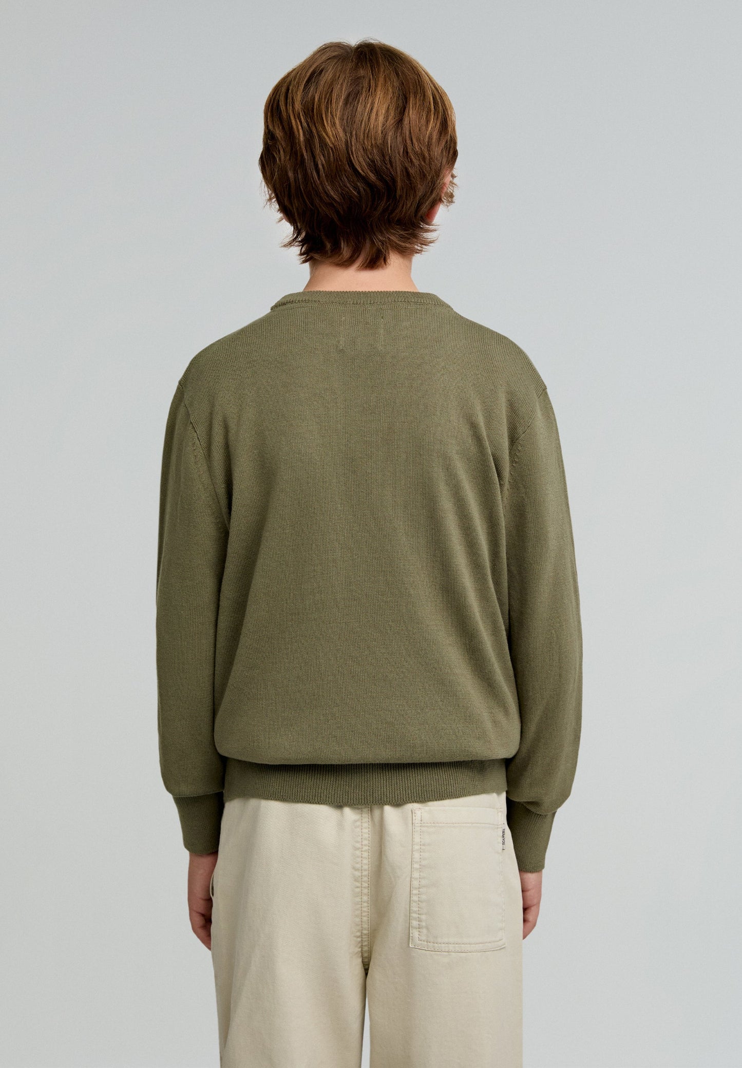 ROUND NECK LOGO SWEATER